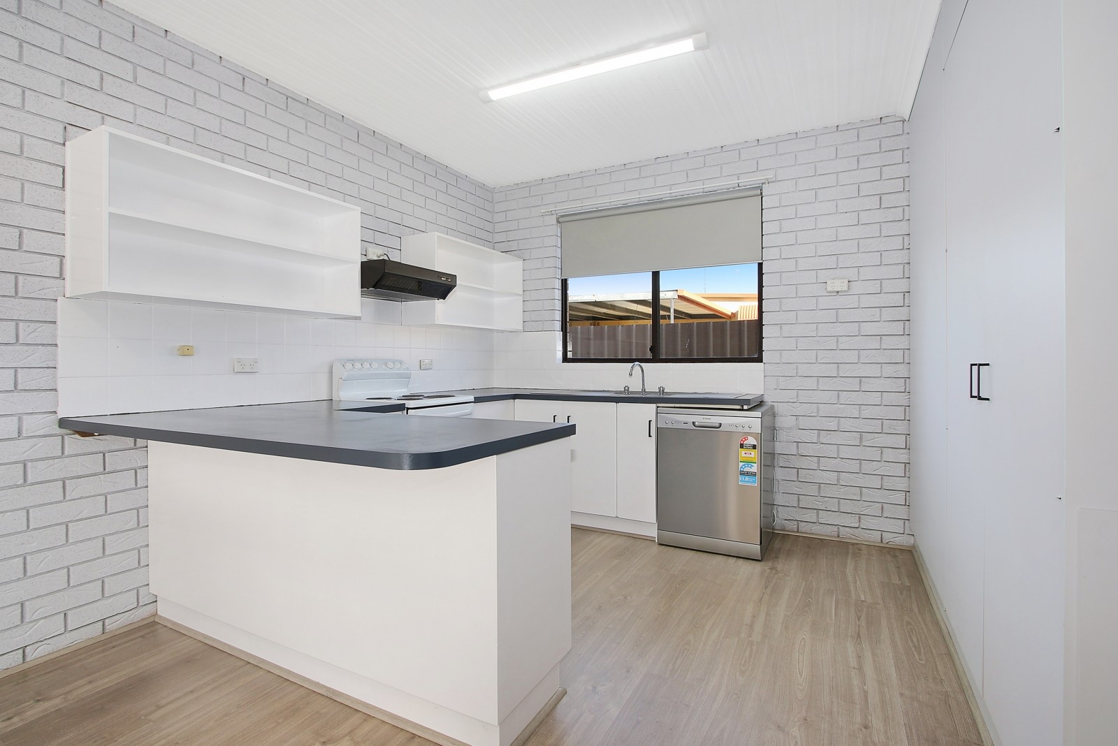 12/413 Bevan Street, Lavington, NSW 2641