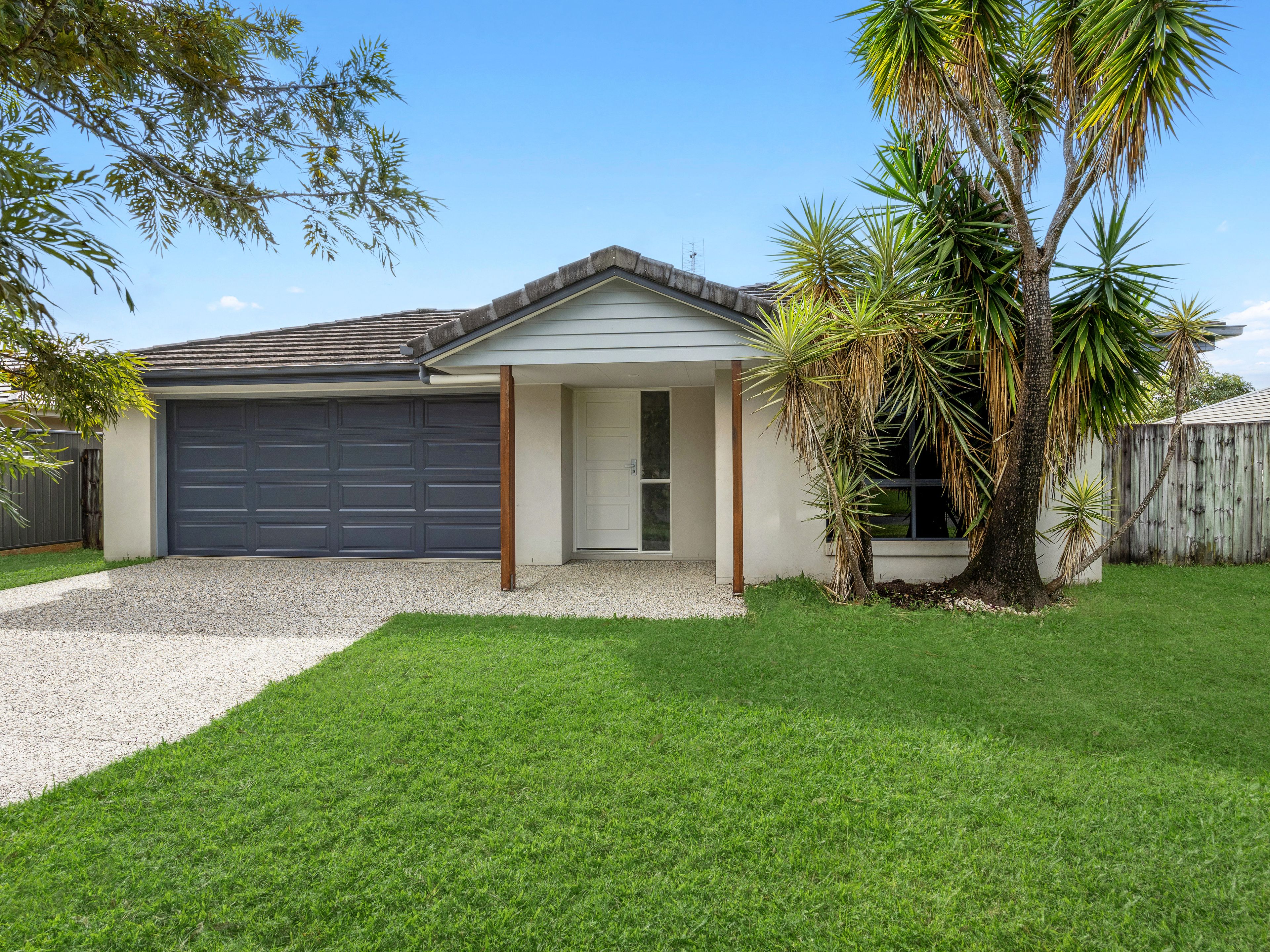 14 Maidenhair Drive, Beerwah, QLD 4519