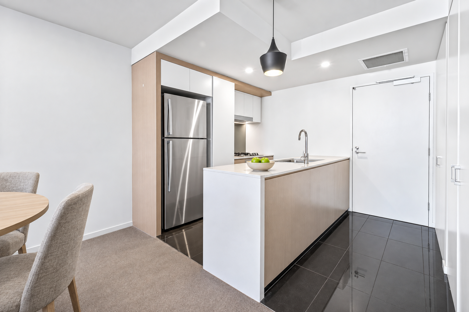 20502/23 Bouquet Street — photo 9 of 15