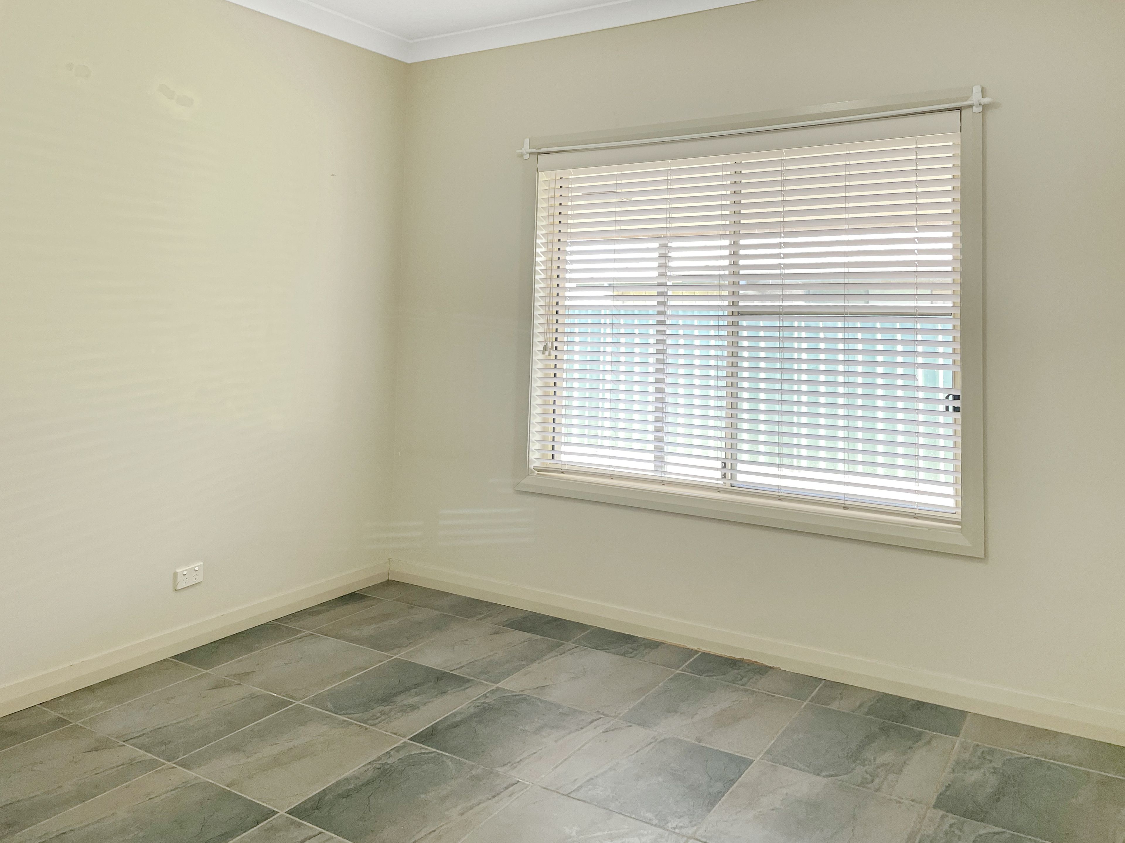 149 Boundary Road — photo 8 of 12