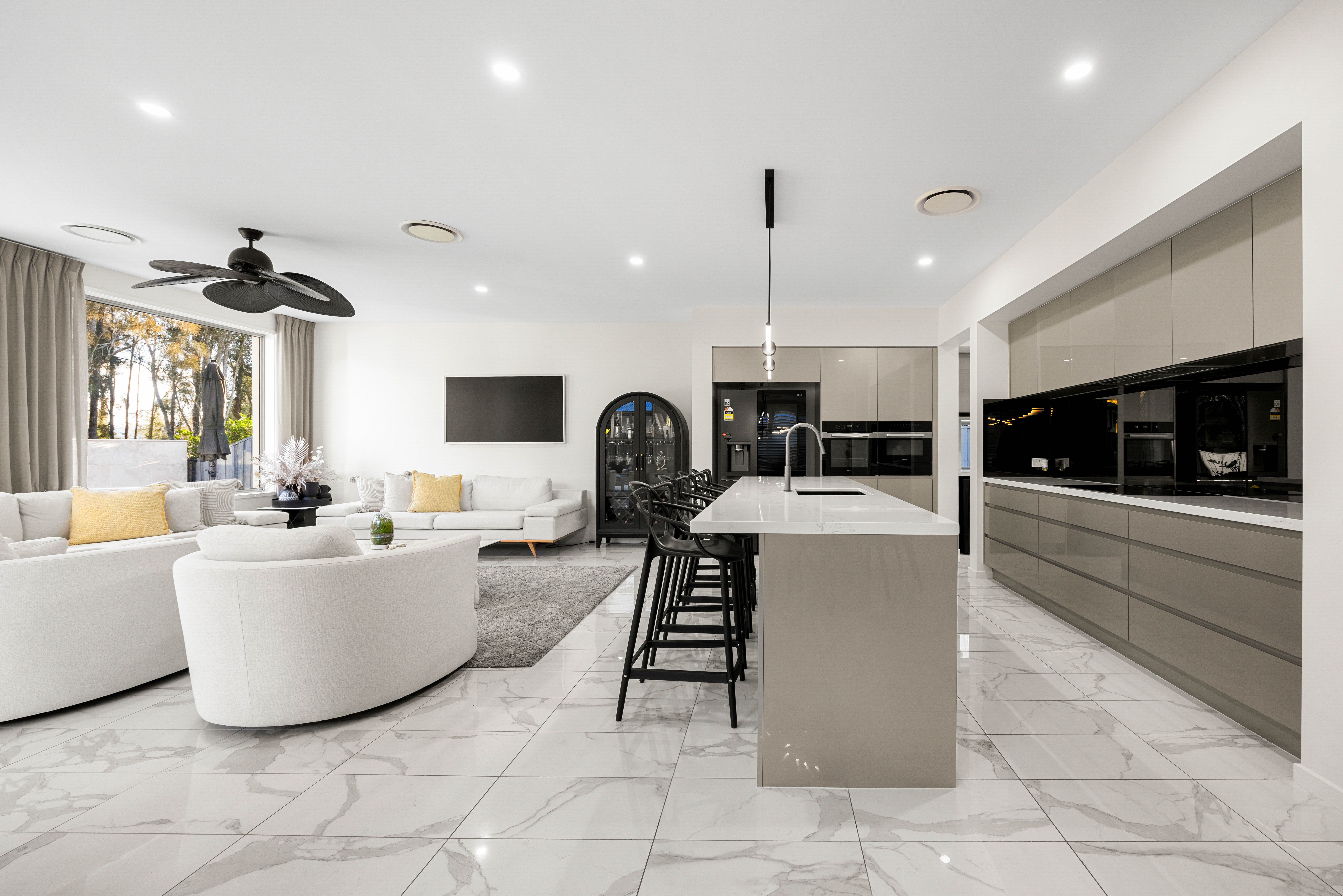 62 Melville Drive — photo 3 of 30