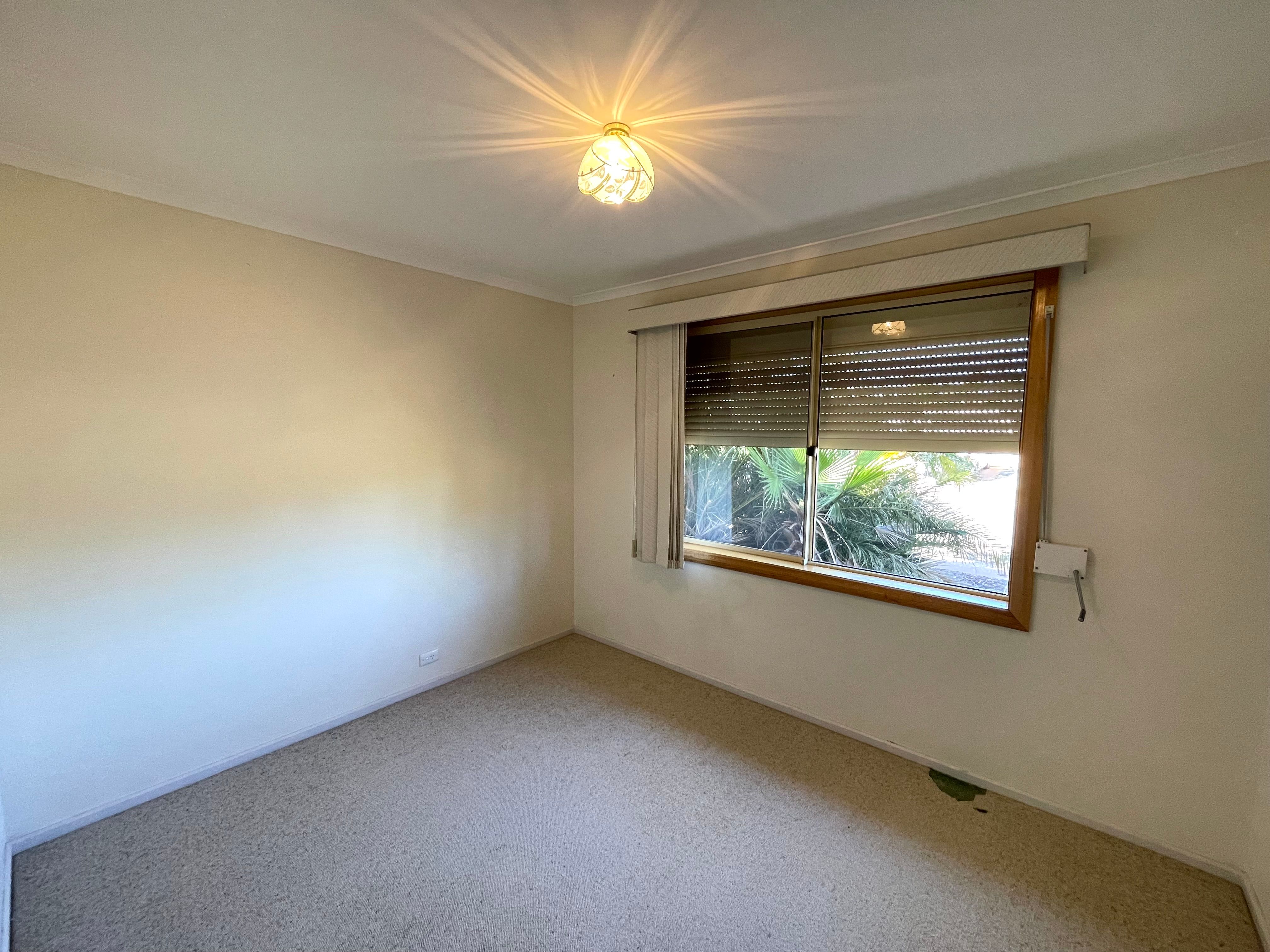 32 Abraham Drive — photo 10 of 14