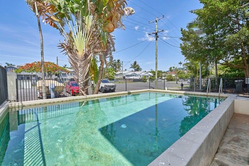 2/282 Lake Street, Cairns North, QLD 4870