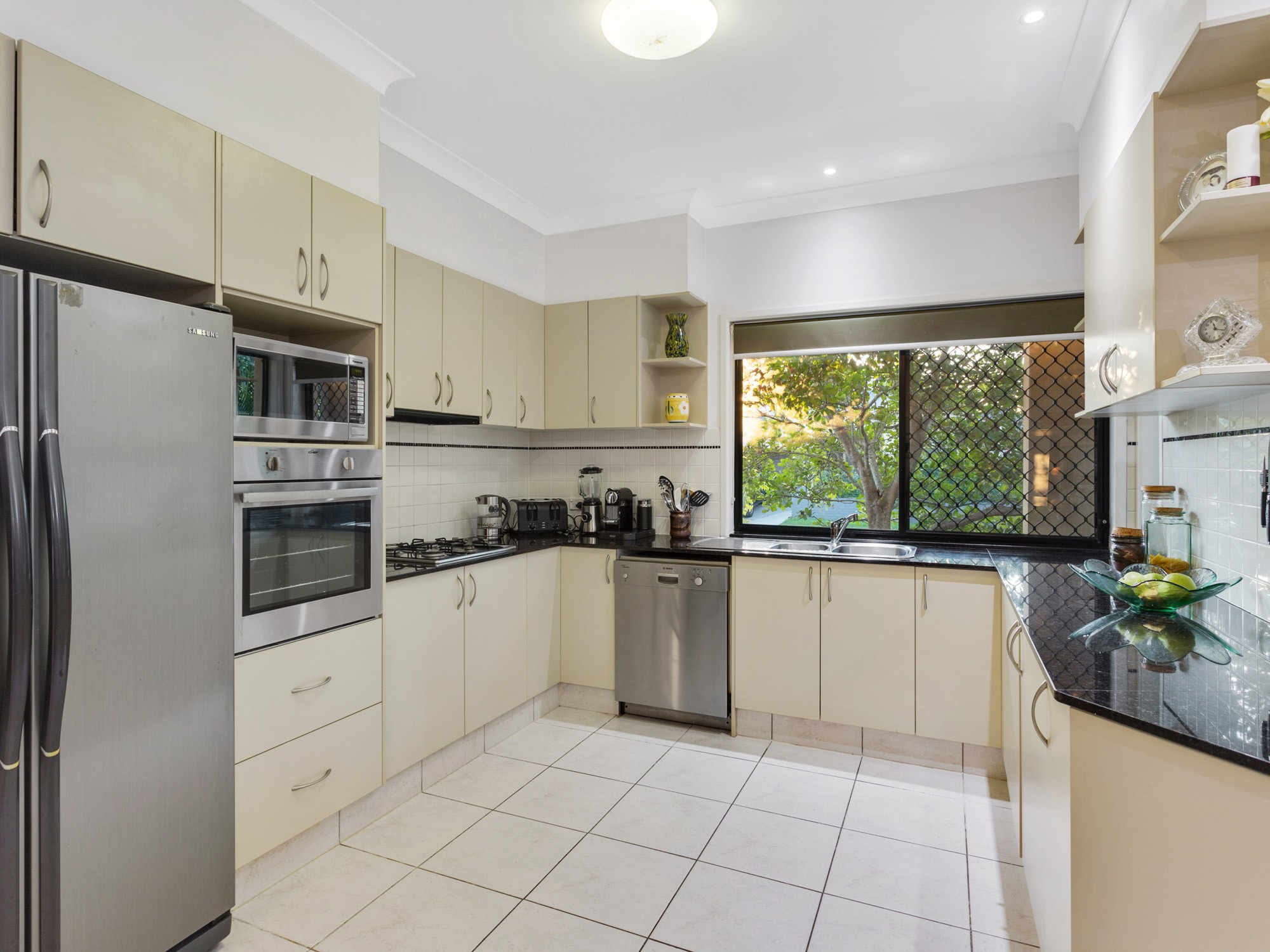 2 Bergamo Street, Varsity Lakes, QLD 4227
