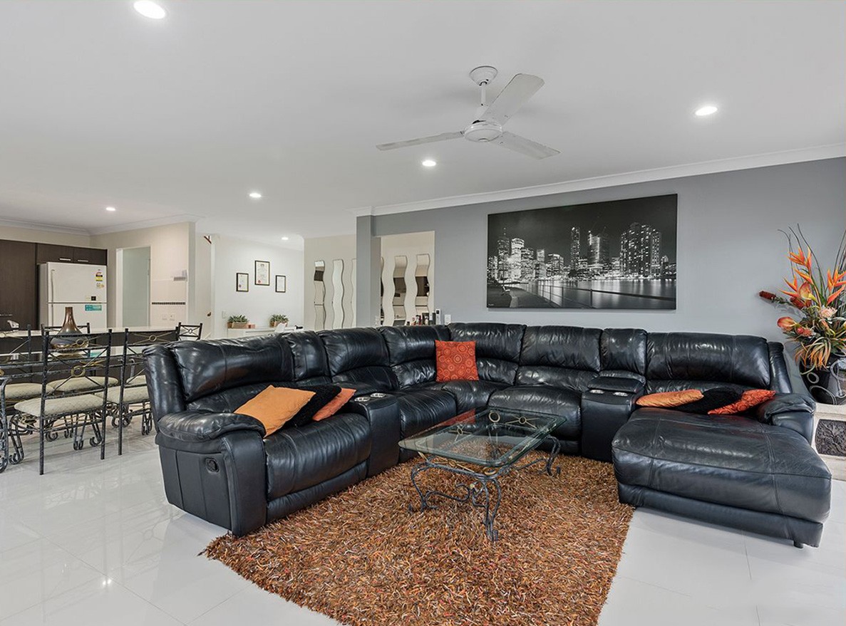 24 Weir Close, Berrinba, QLD 4117