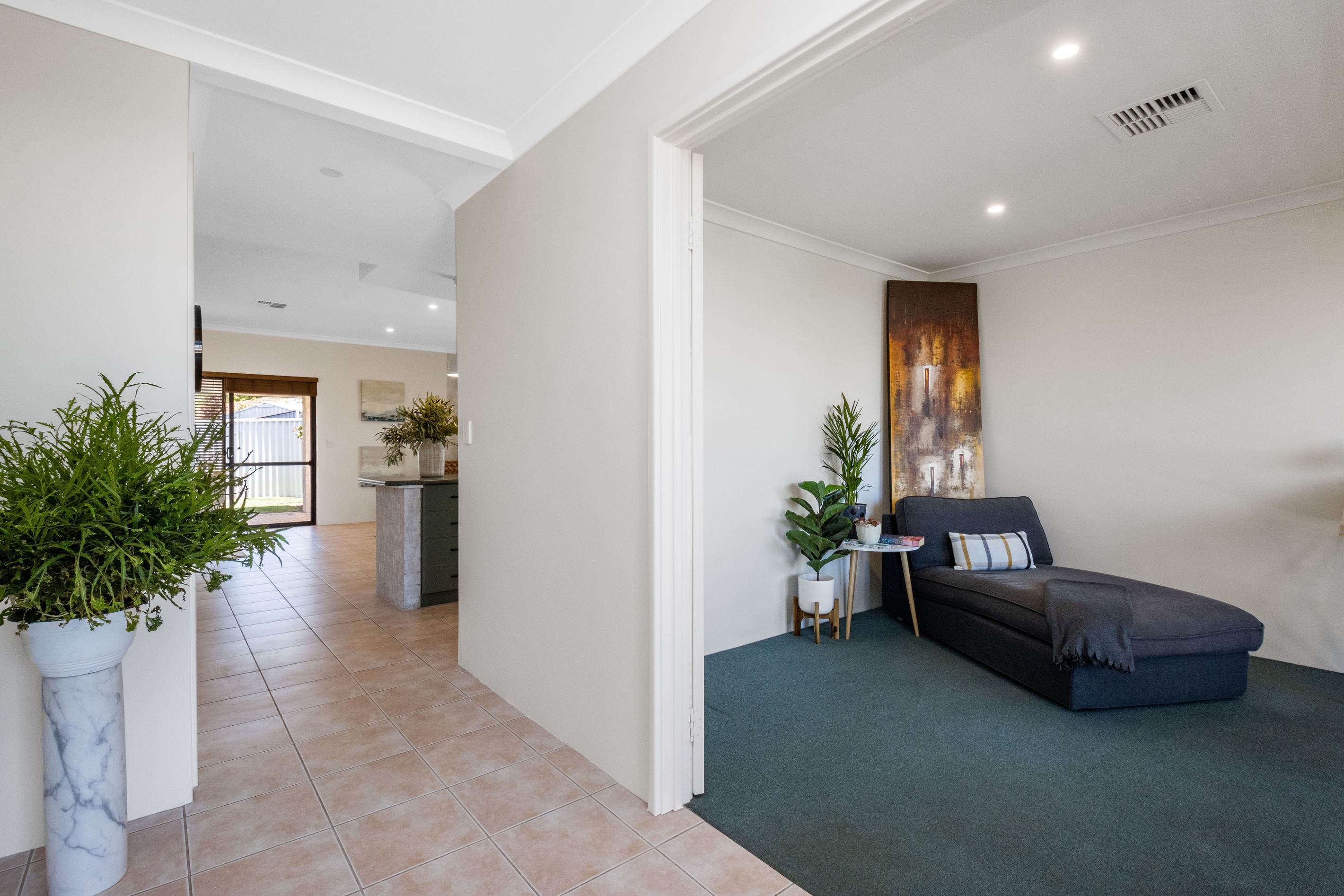 10 Alycon Place, Kallaroo, WA 6025