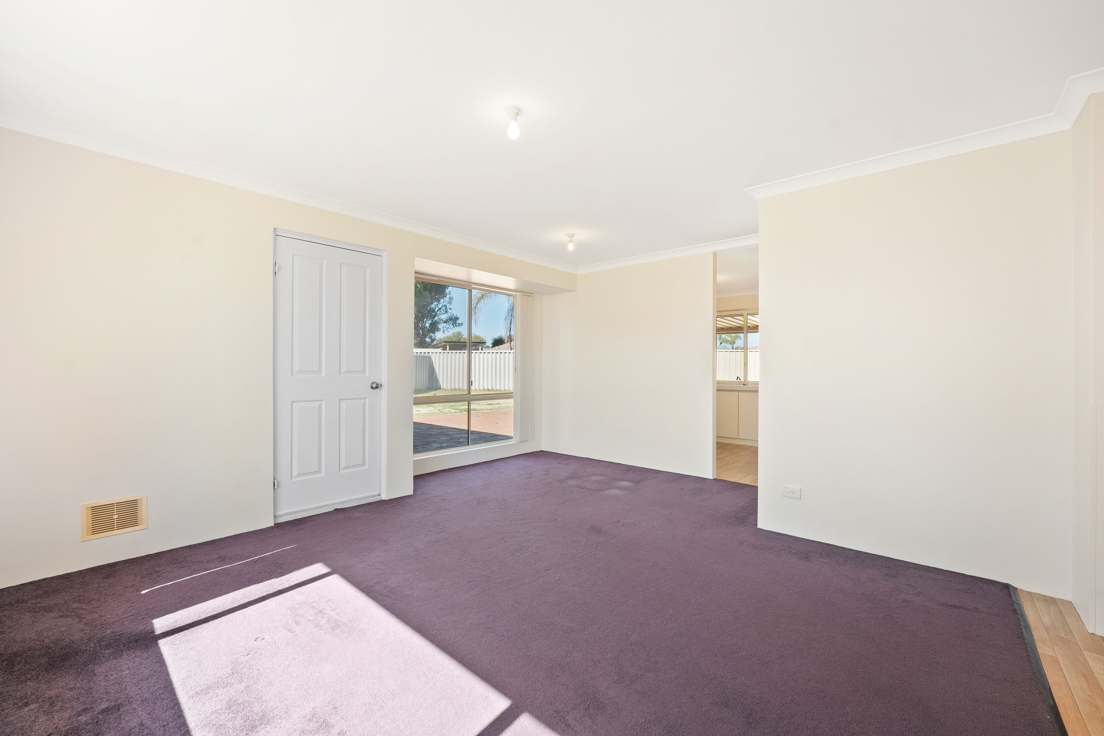 8 Glencoe Place — photo 10 of 30