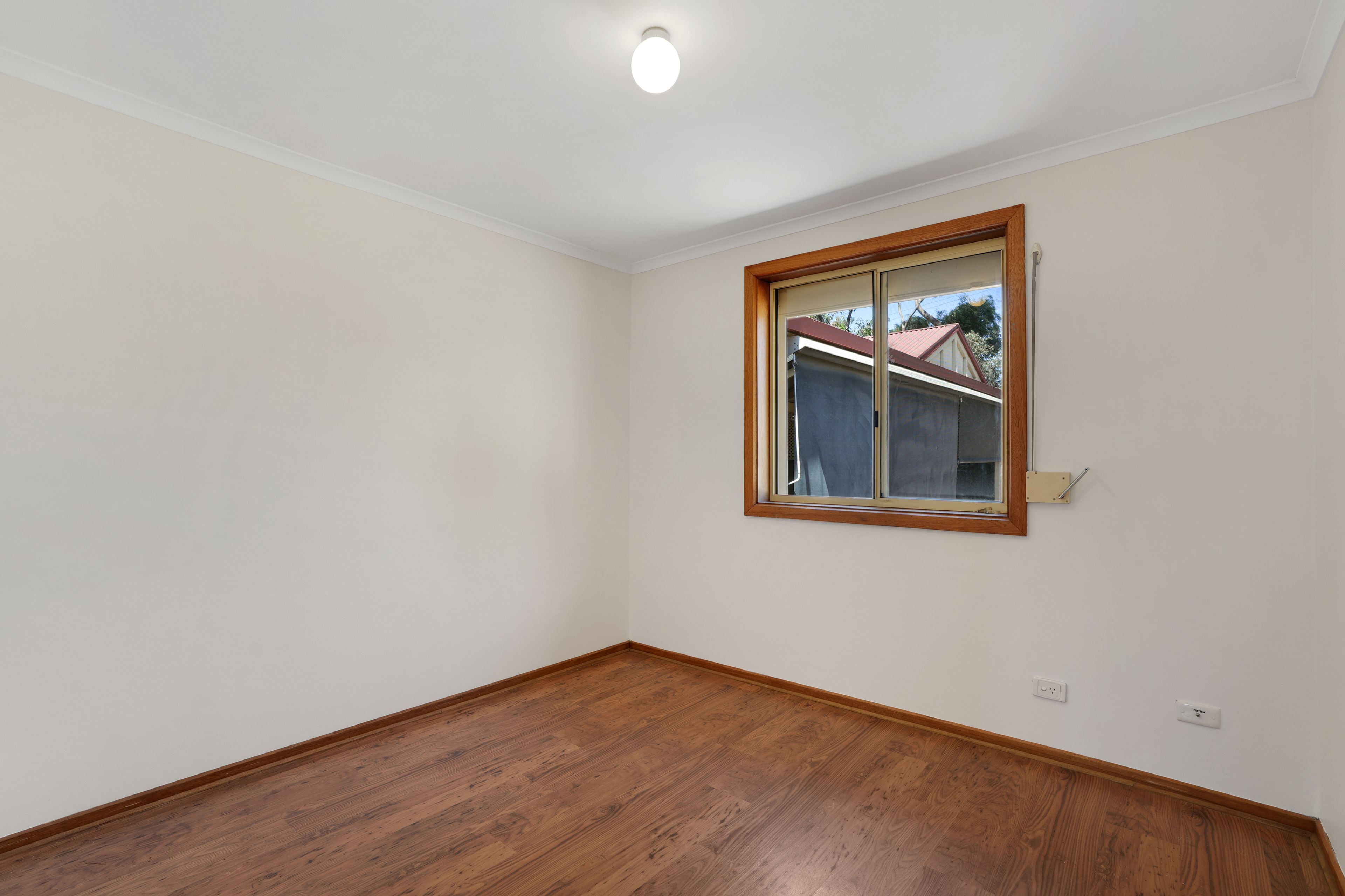 33 Mcvann Avenue — photo 9 of 14
