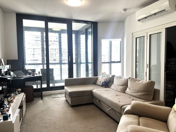 802/9 Brodie Spark Drive, Wolli Creek, NSW 2205