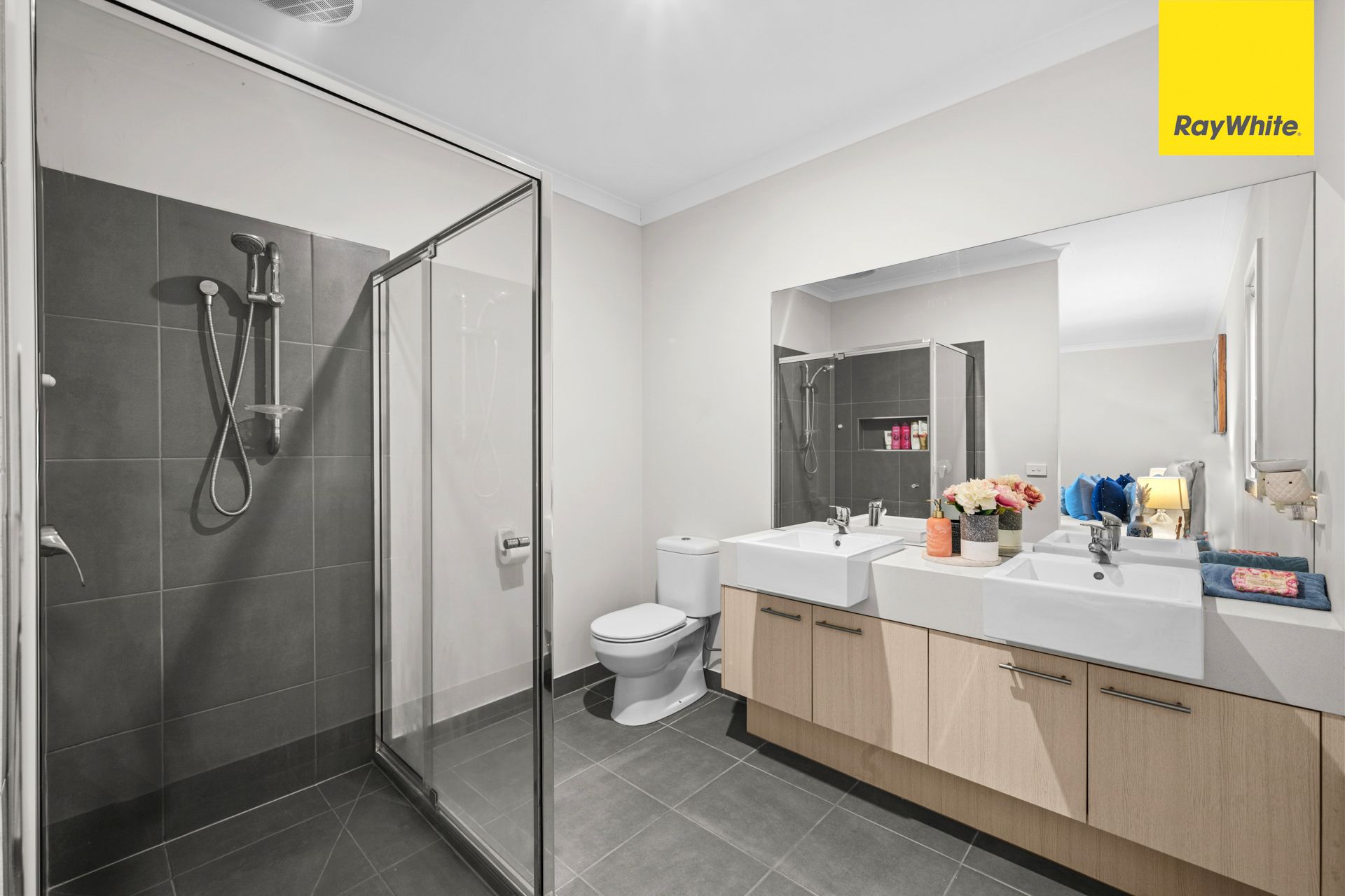13 Wembley Avenue — photo 4 of 22