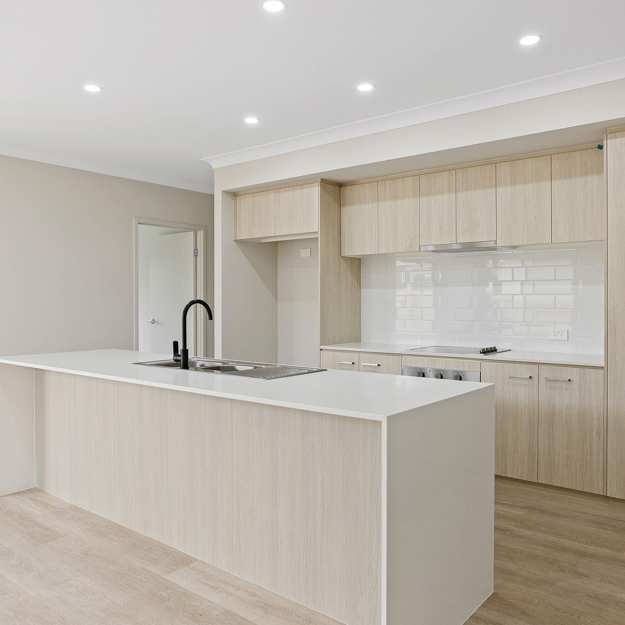 8 Bradbury Street, Greenbank, QLD 4124