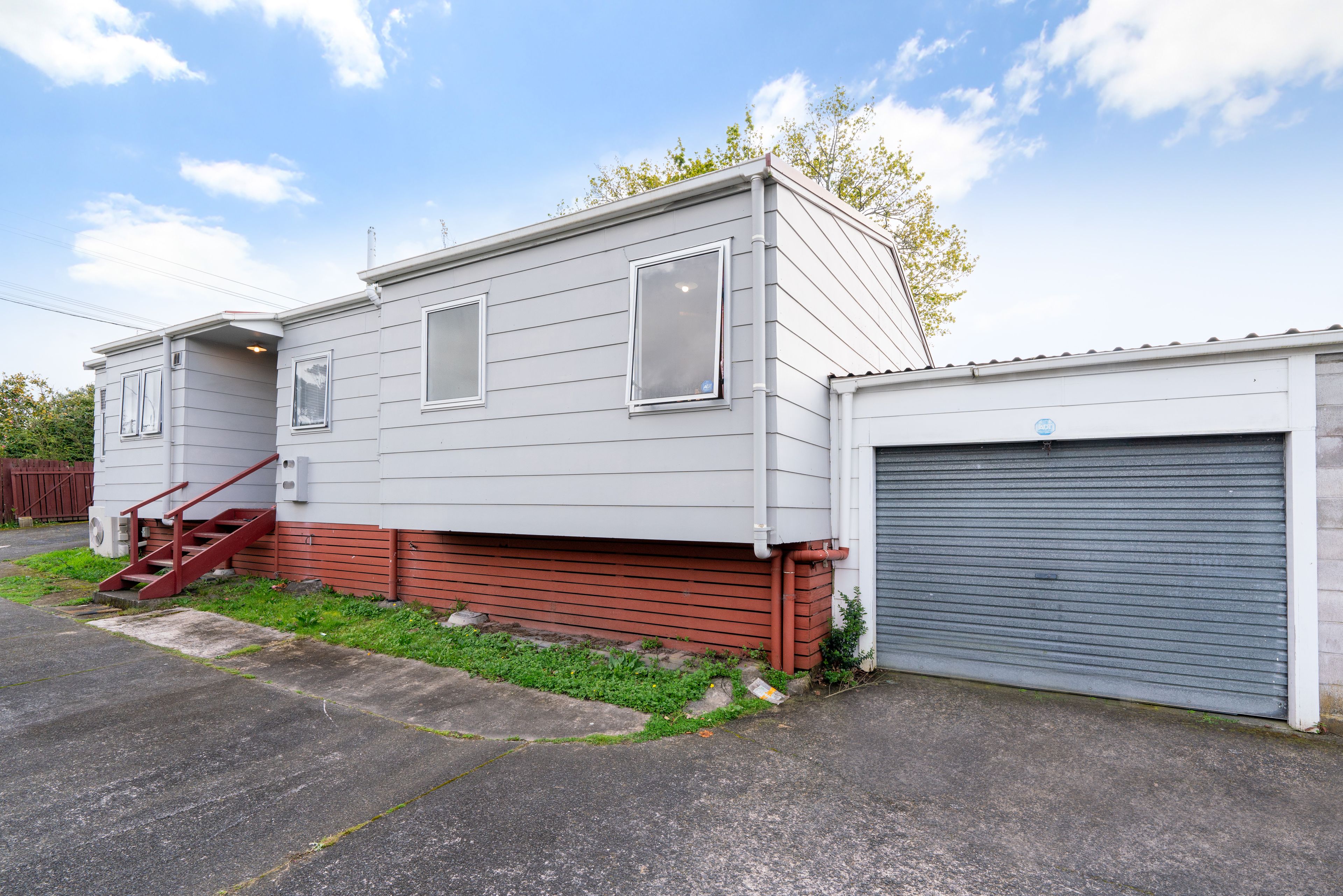 1/255 Swanson Road, Henderson, Waitakere City
