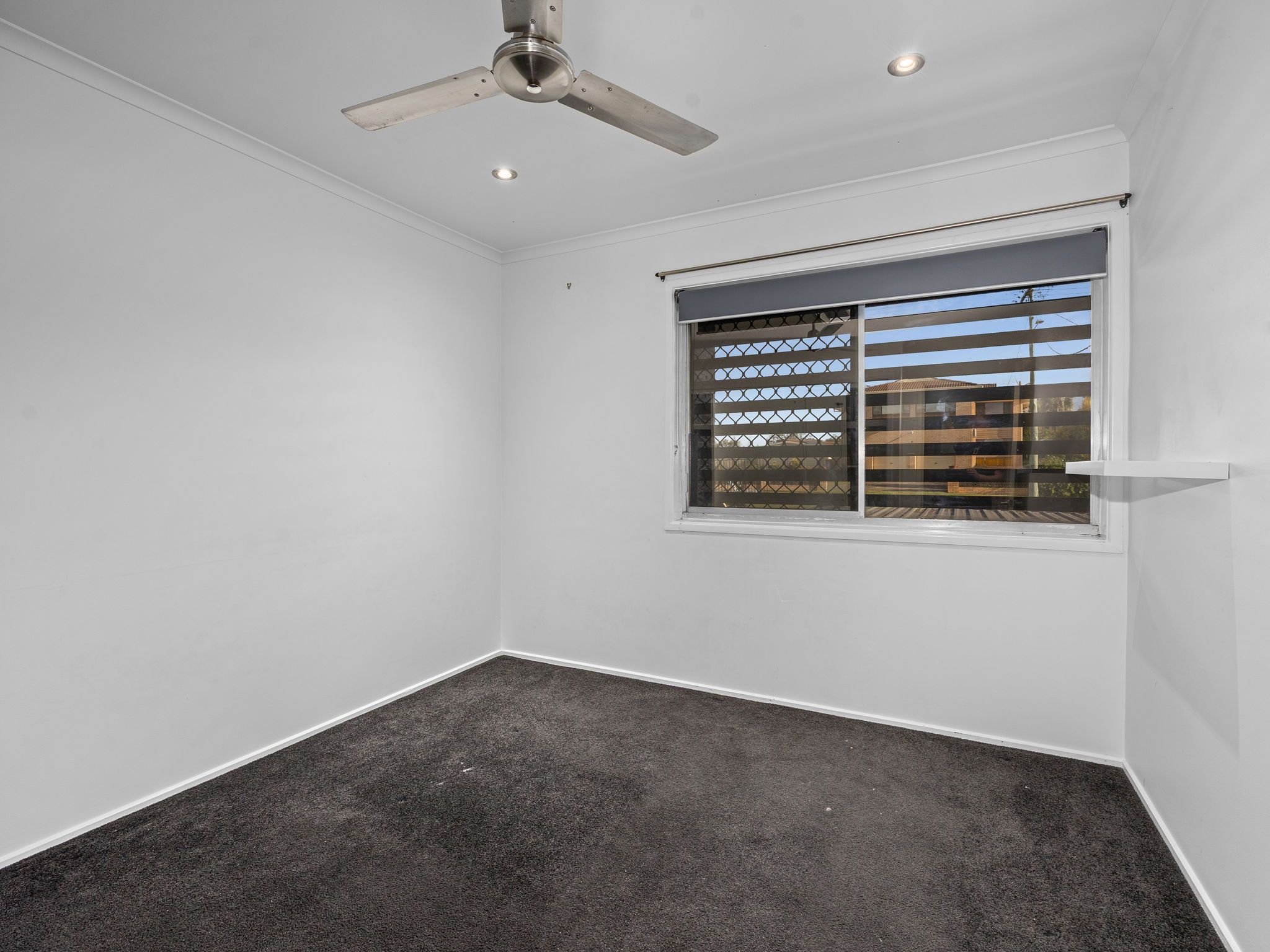 5 Olbern Crescent — photo 14 of 22