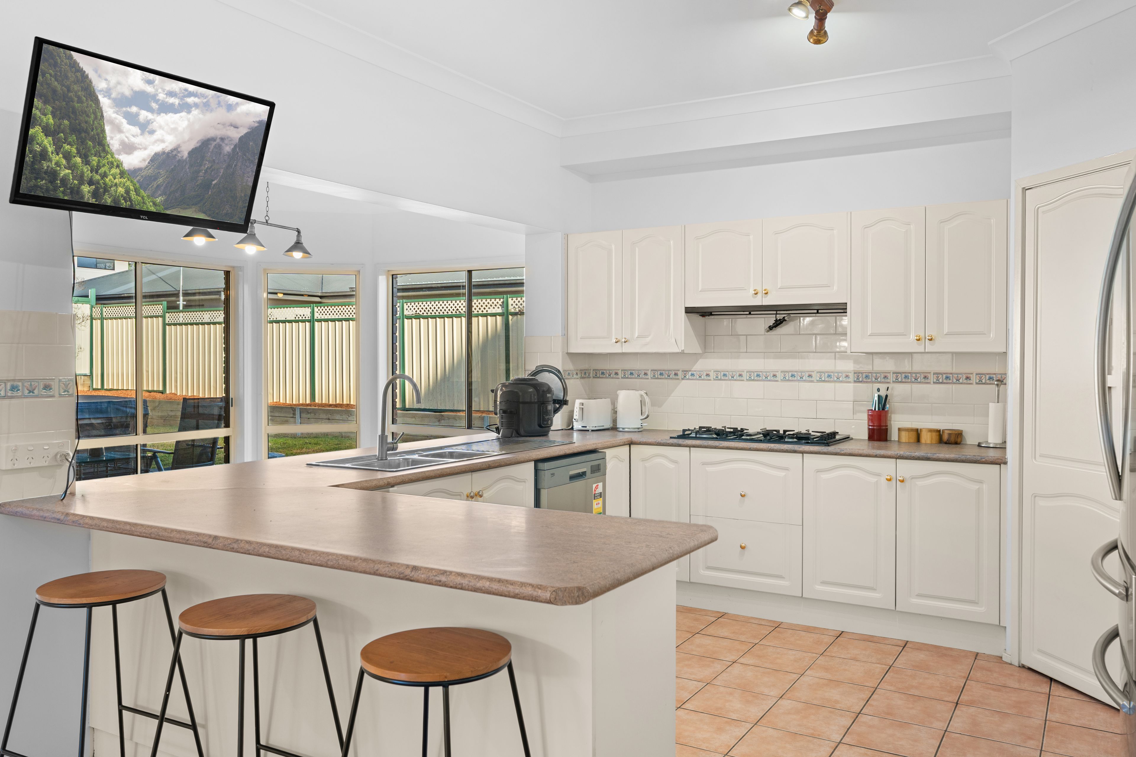 6 Dyson Place, Glenmore Park, NSW 2745