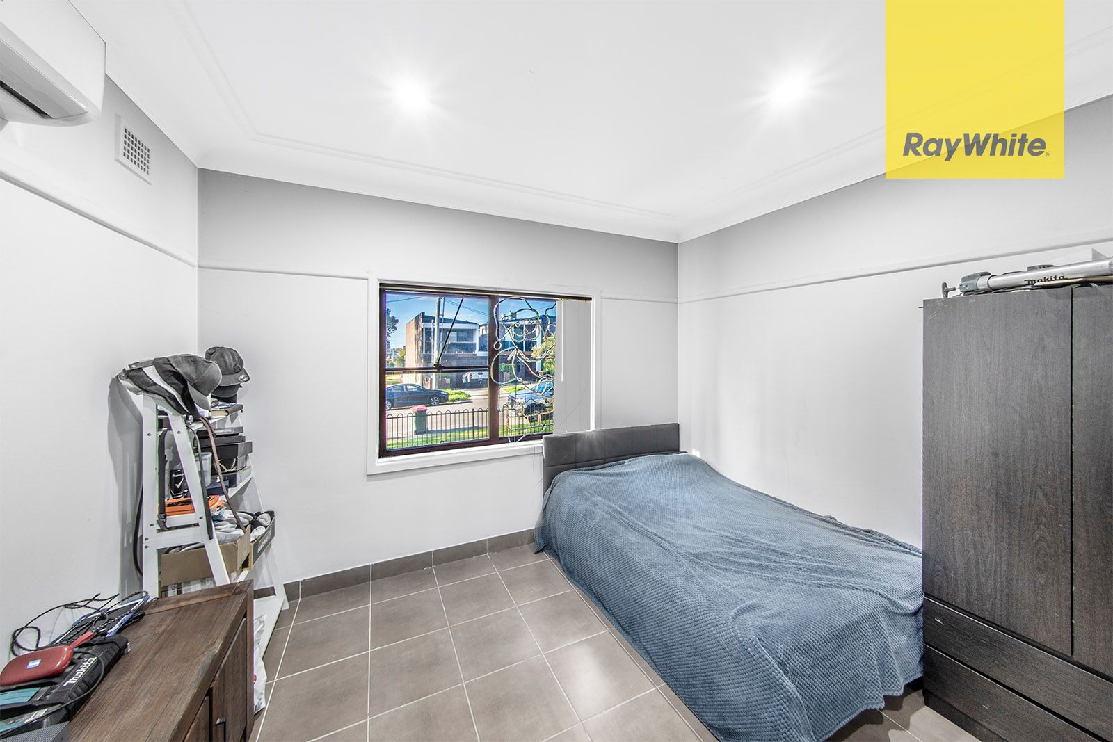 32 Barcom Street — photo 10 of 14