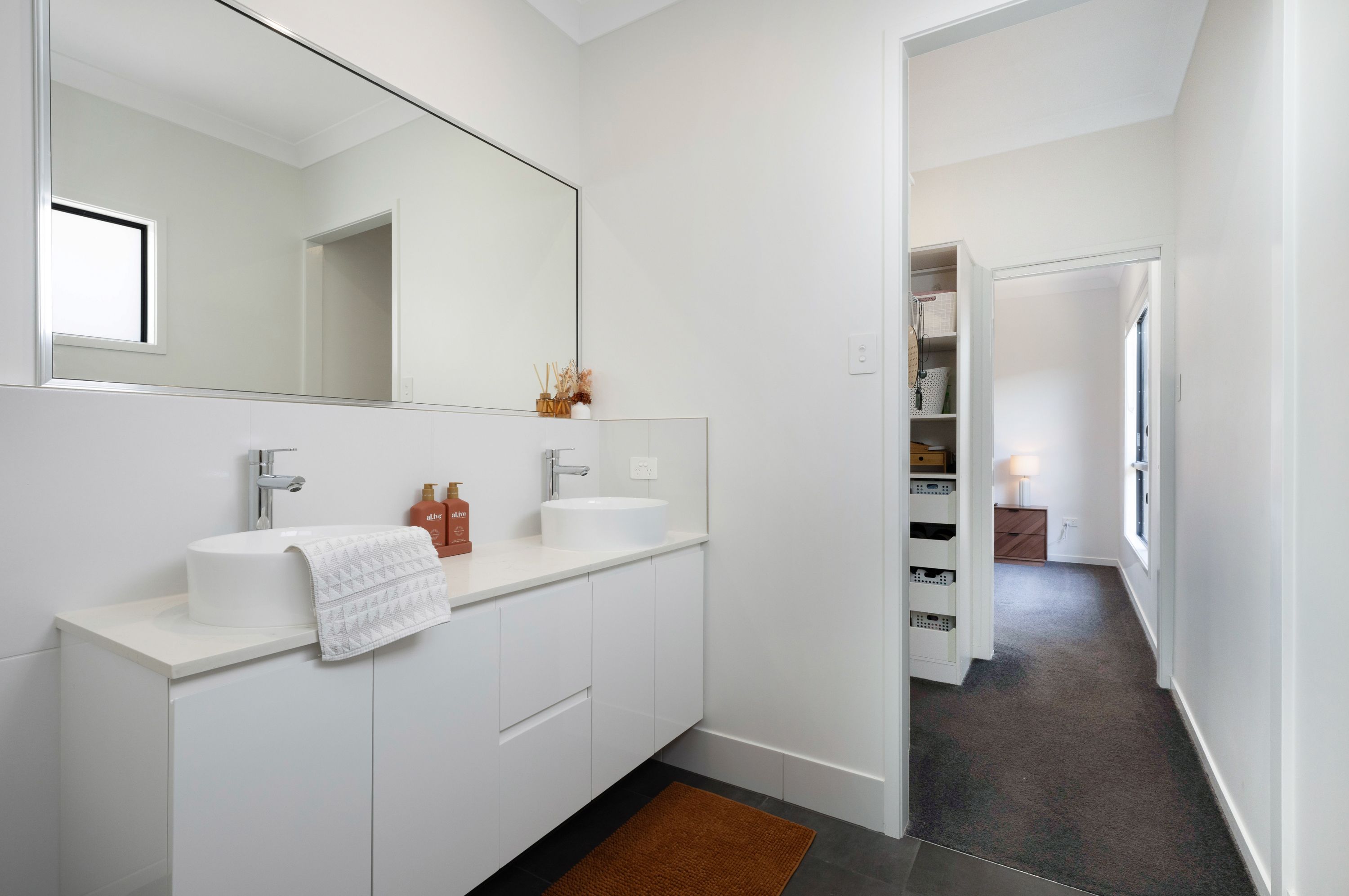 2 Bruslee Street — photo 11 of 28