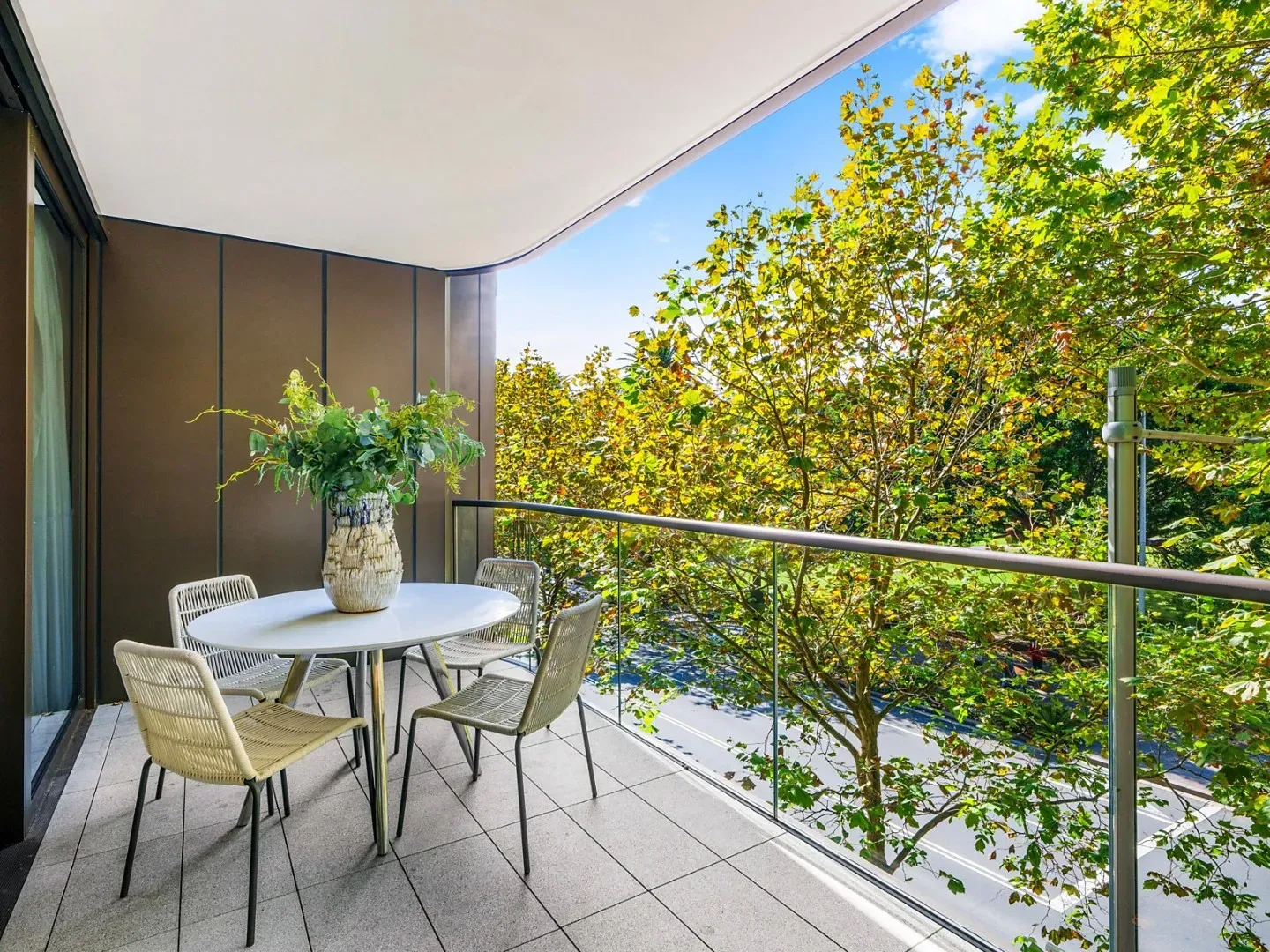 501/71 Macquaire Street — photo 4 of 17