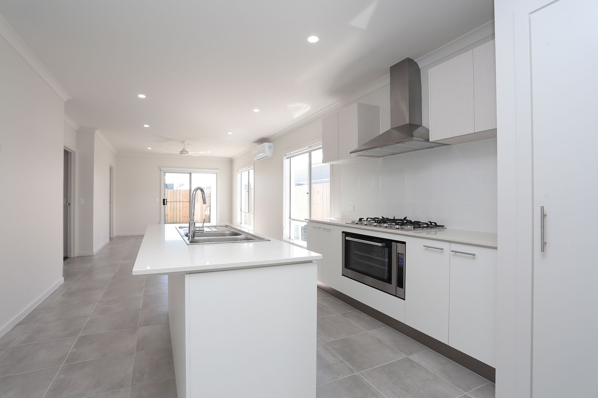 84 Charlotte Avenue, Nirimba, QLD 4551