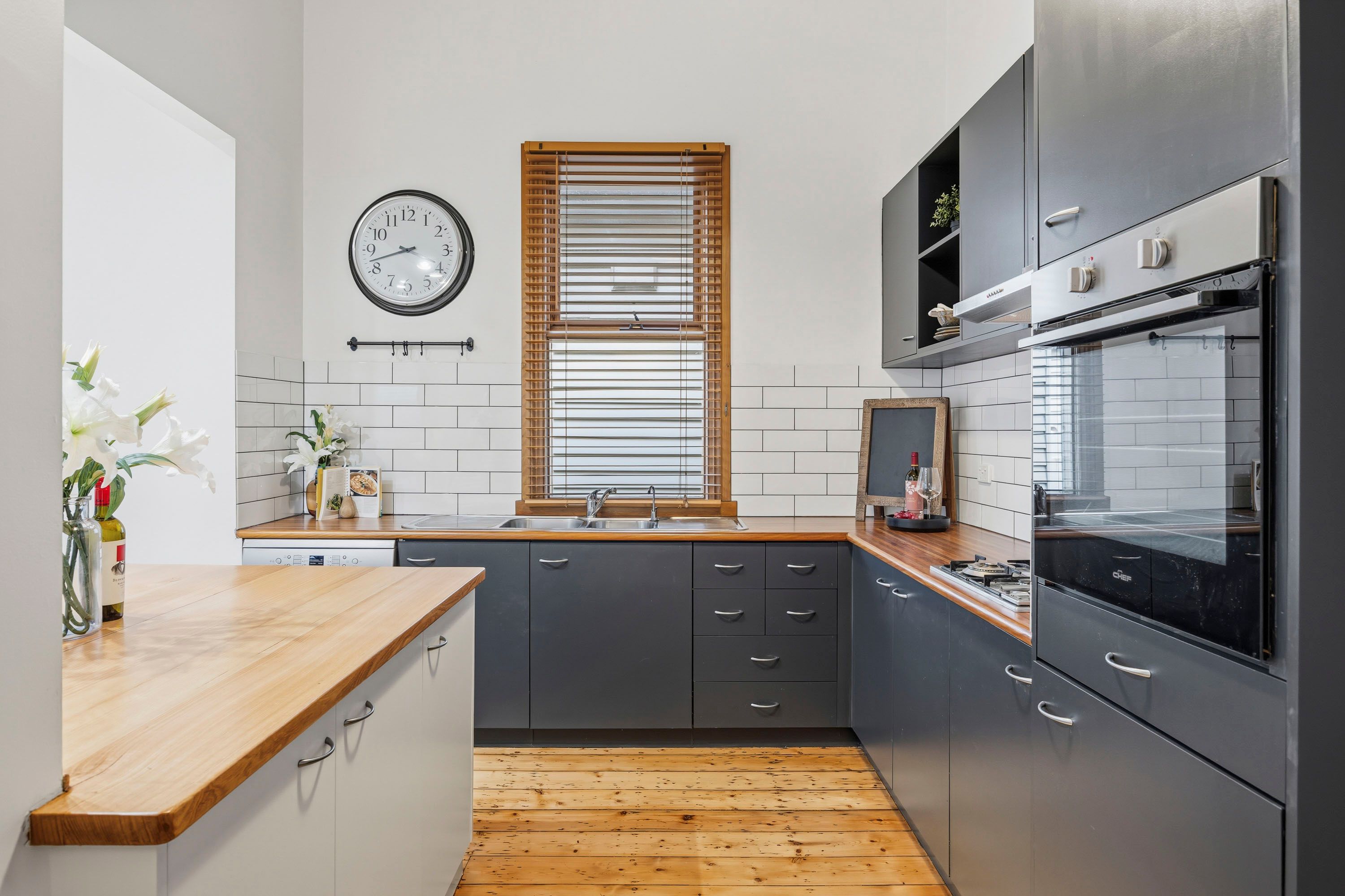106 Webster Street — photo 4 of 30