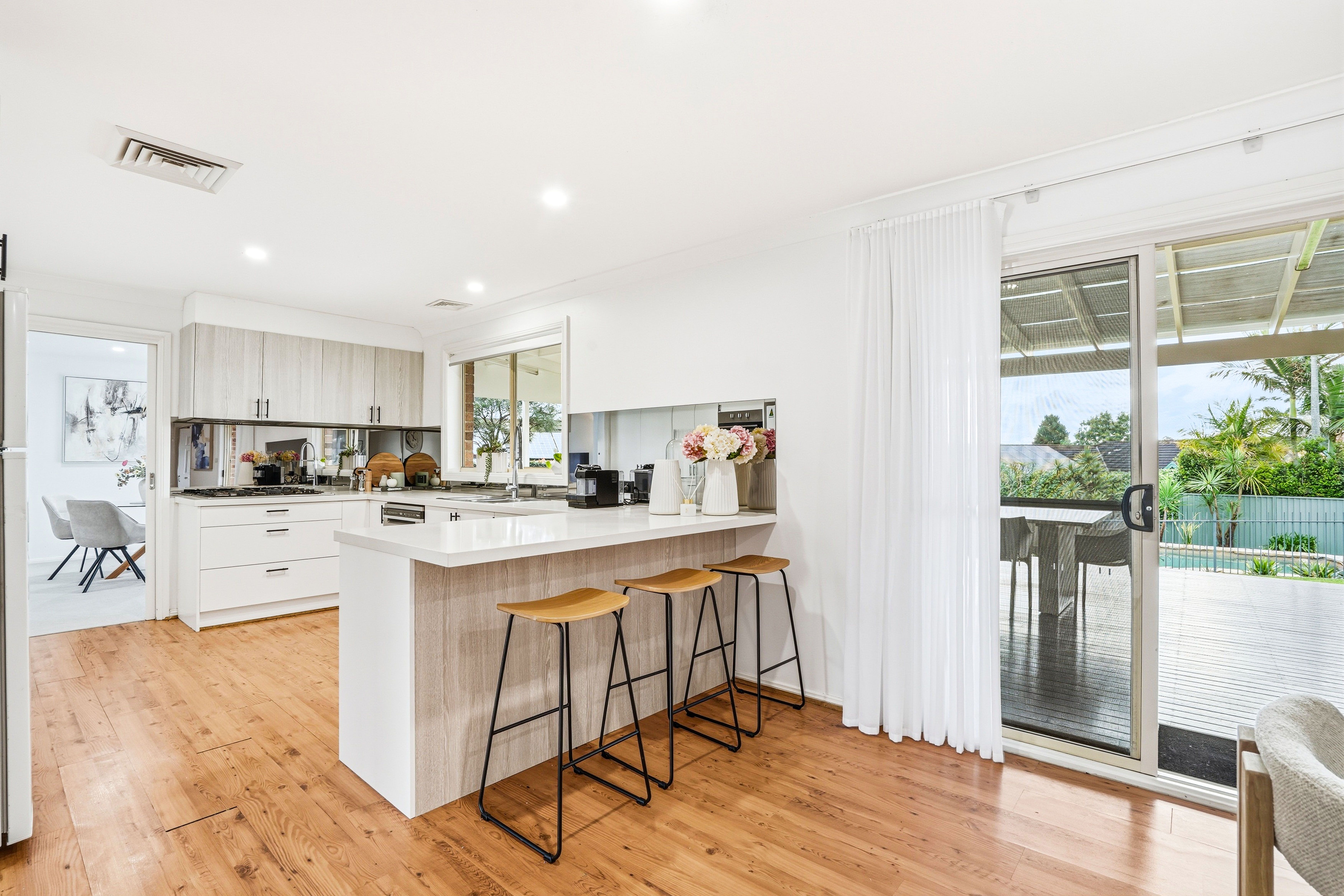 5 Grandoaks Place — photo 4 of 18