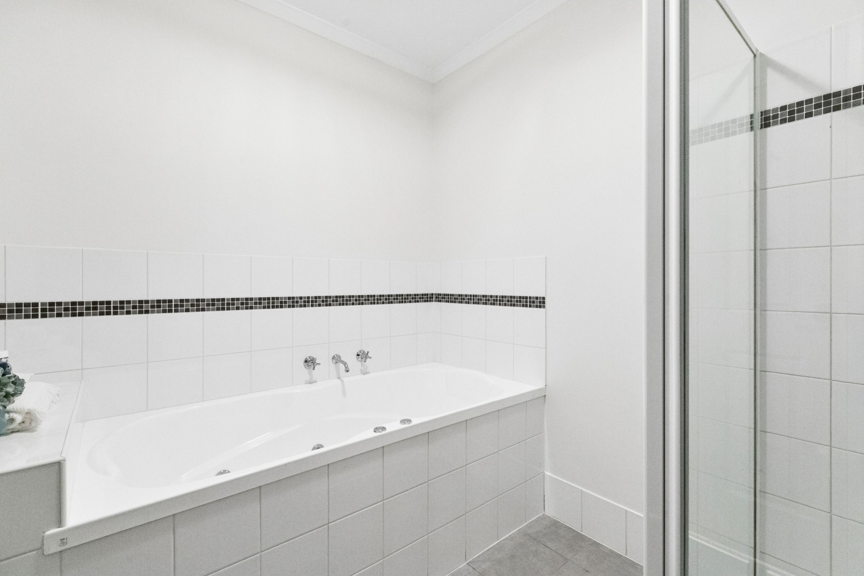 36 Olive Avenue — photo 21 of 30