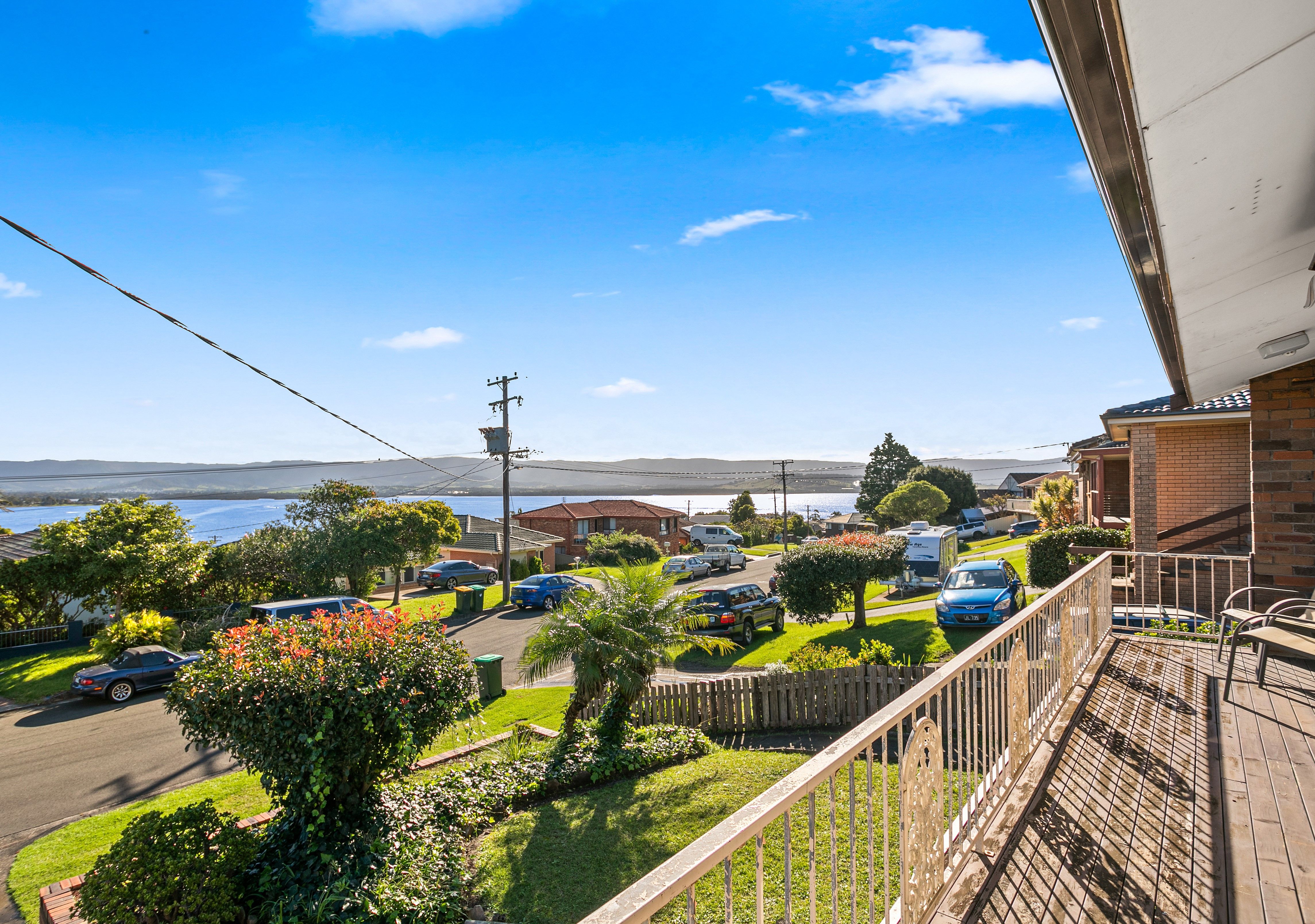 27 Shipton Crescent, Mount Warrigal, NSW 2528