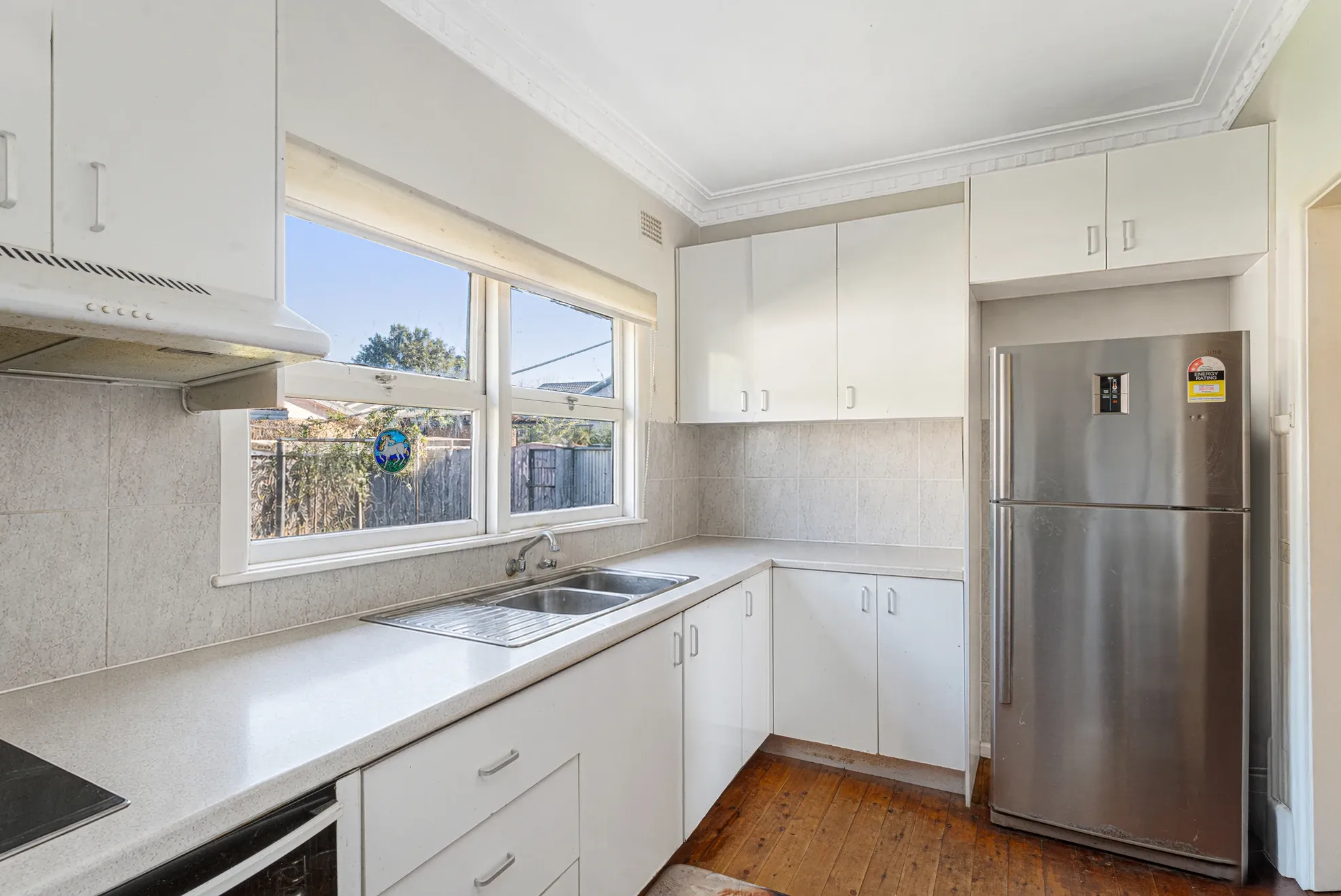15 Hobart Street — photo 3 of 11