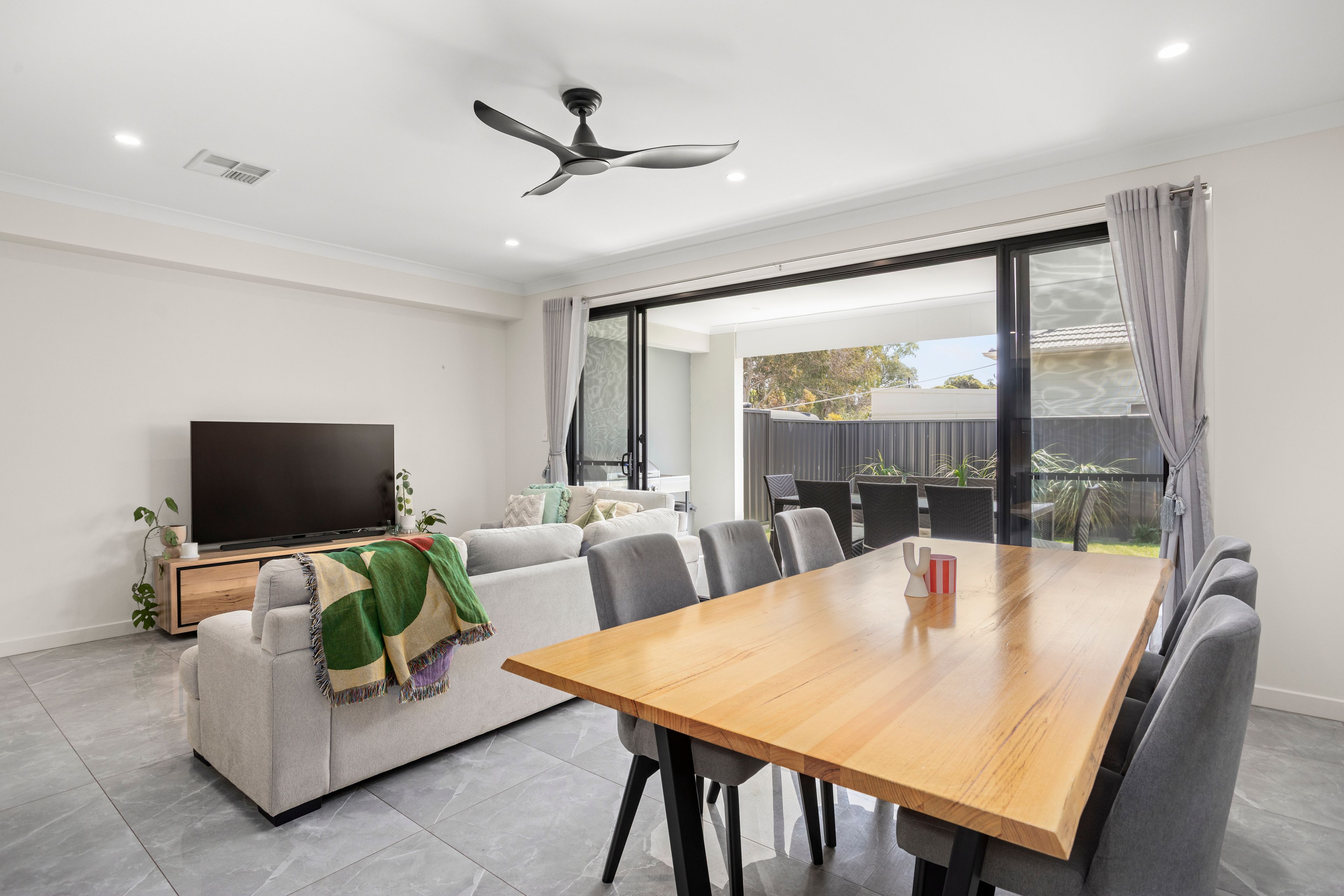 34 Lydia Street — photo 8 of 24