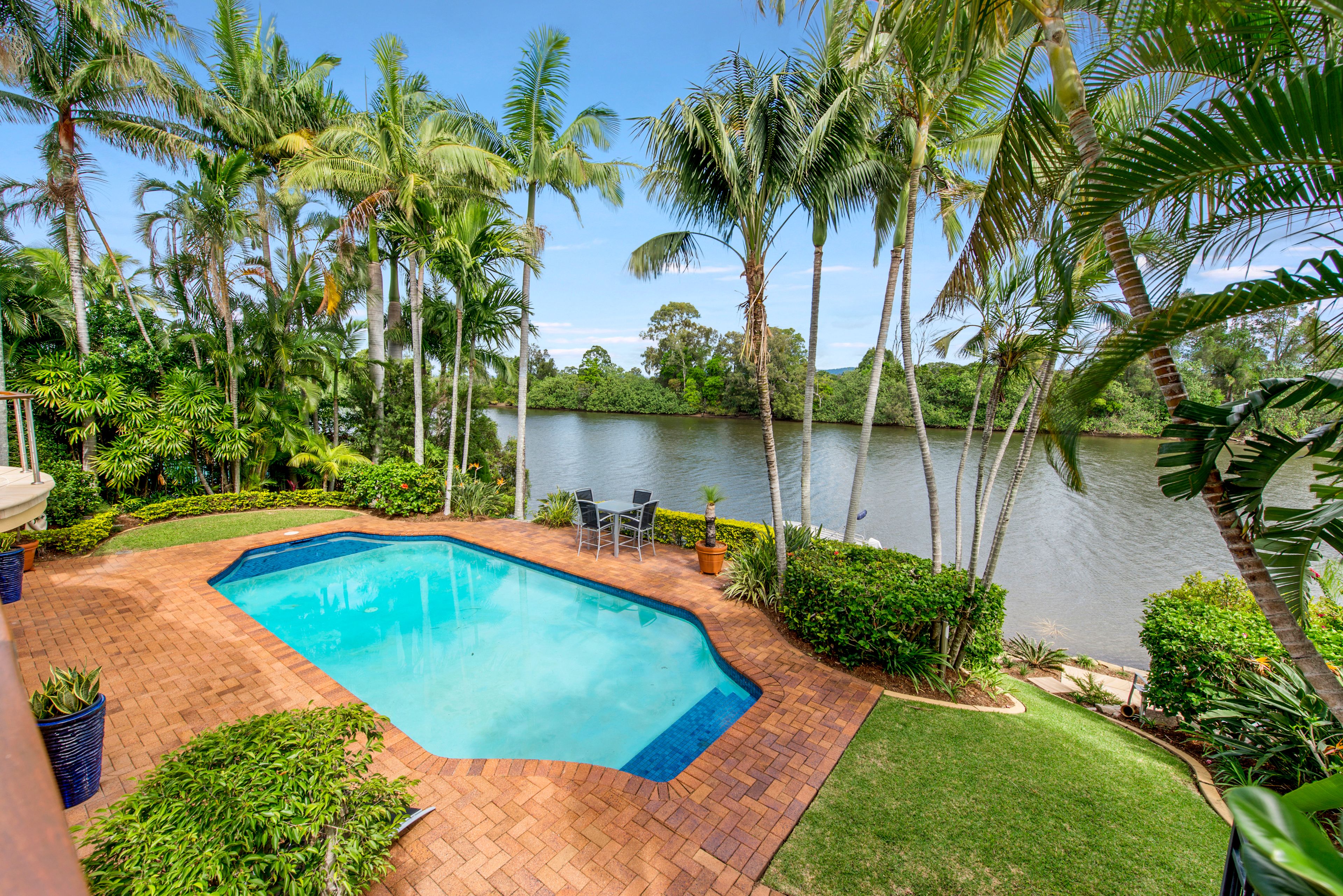 38 Kawana Crescent, Ashmore, QLD 4214