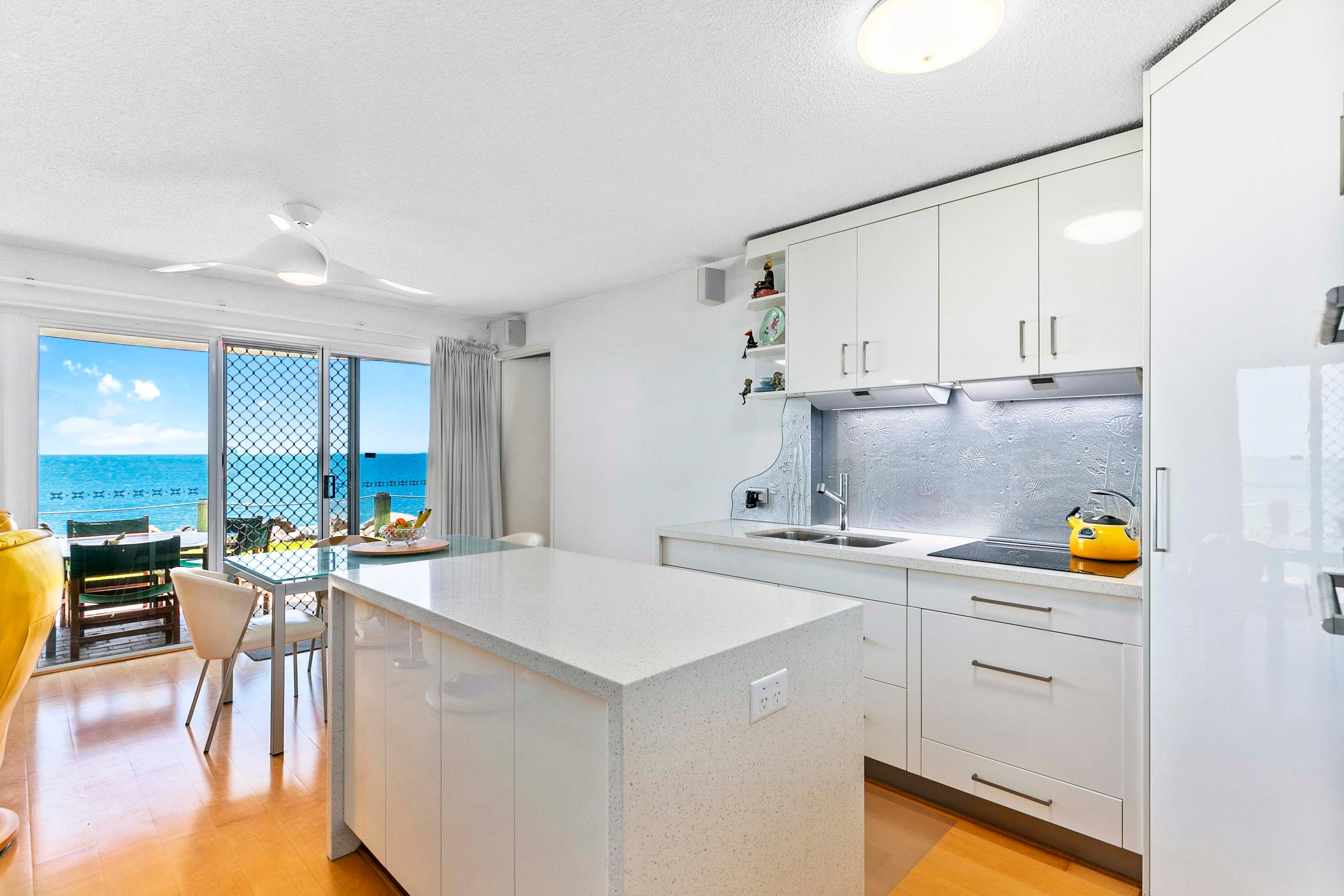103/17 Buccaneer Drive, Urangan, QLD 4655 Sold Unit Ray White