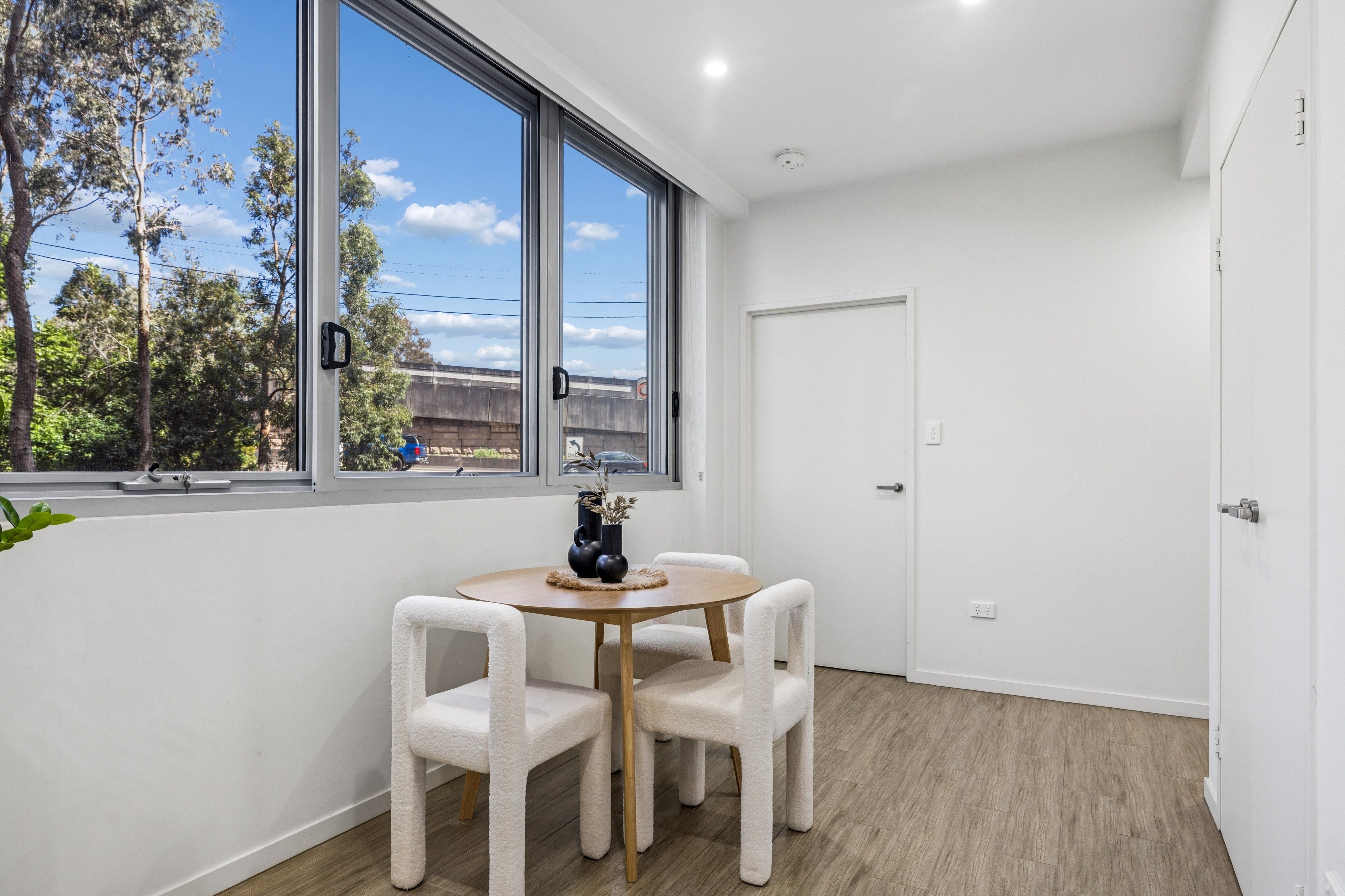 101A/86 Centenary Drive — photo 9 of 22