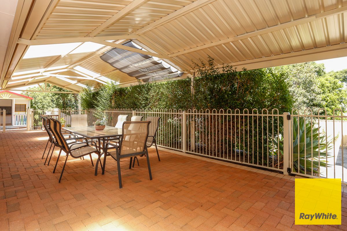 12 Baronet Road, Lesmurdie, WA 6076