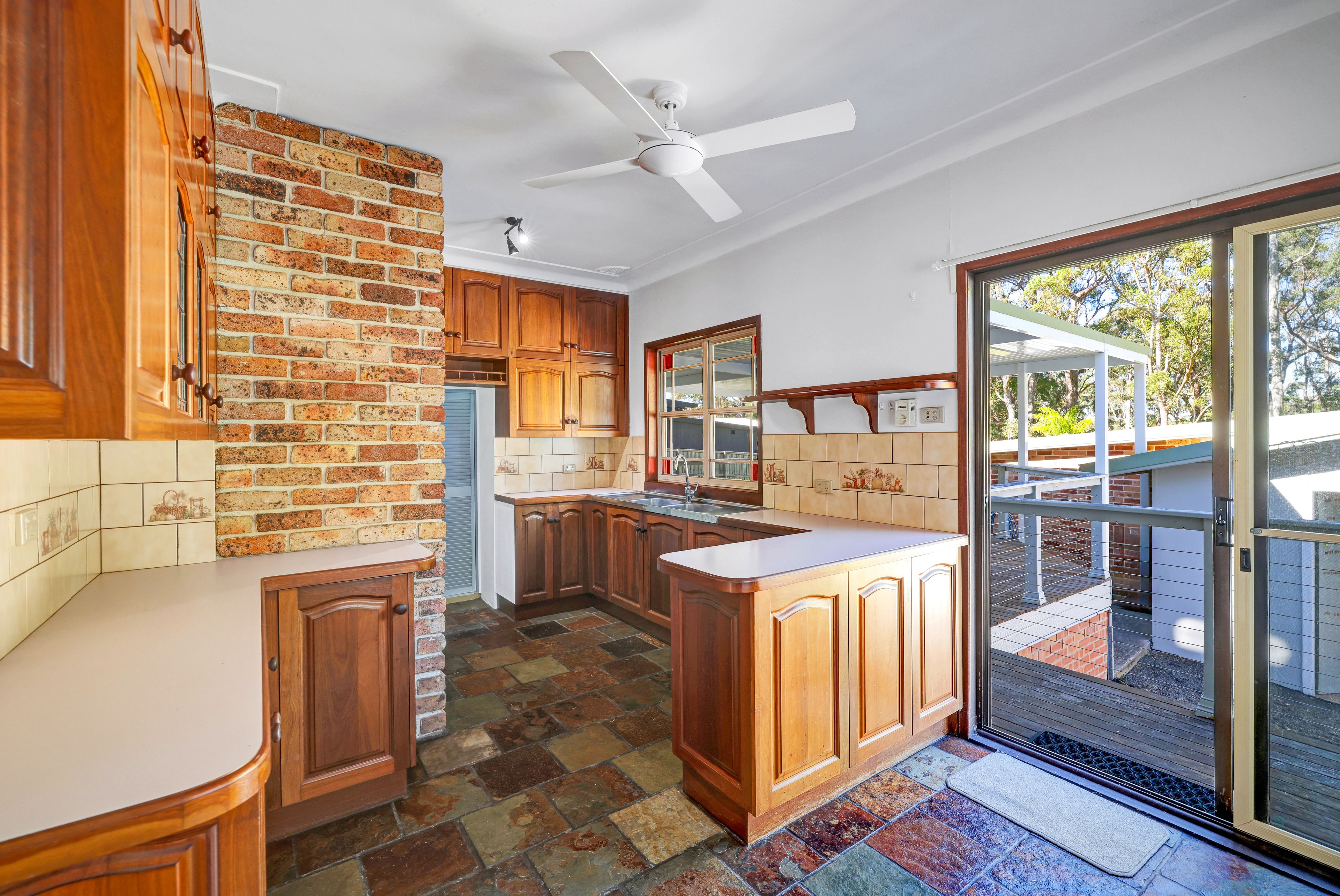 8 Owen Street, Huskisson, NSW