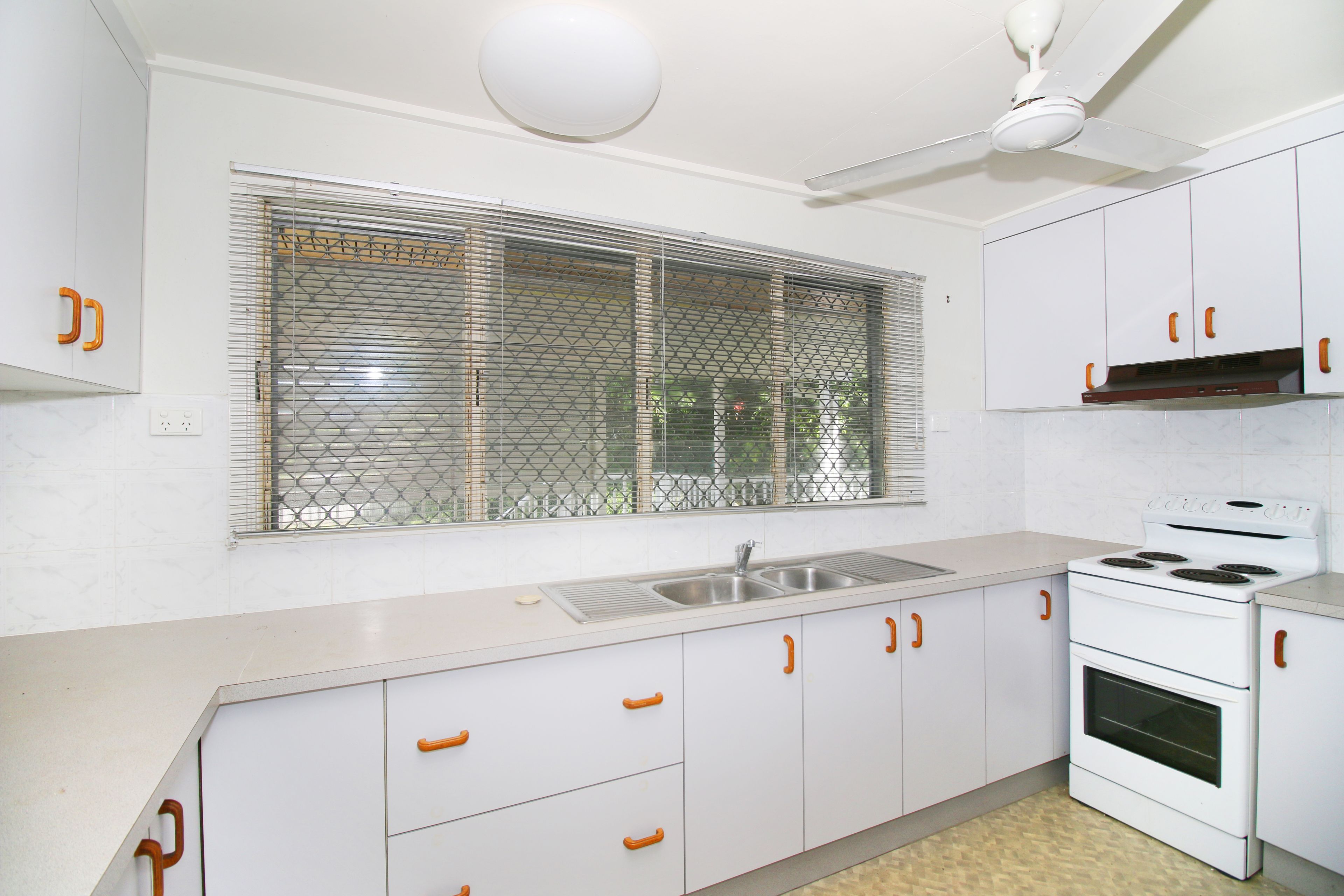 7 Barcroft Street, Aitkenvale, QLD 4814