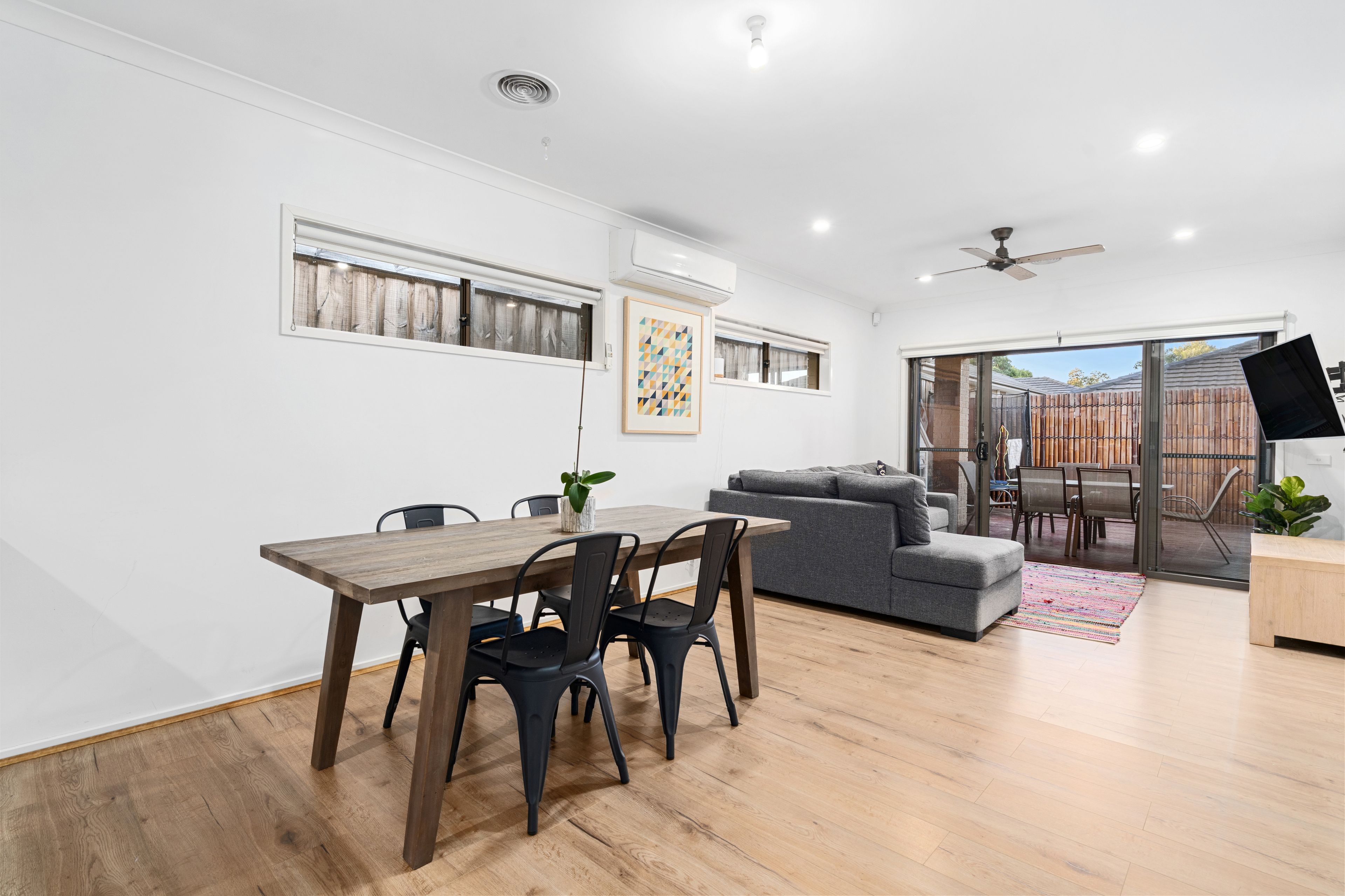18 Tooradin Crescent, Doreen VIC 3754