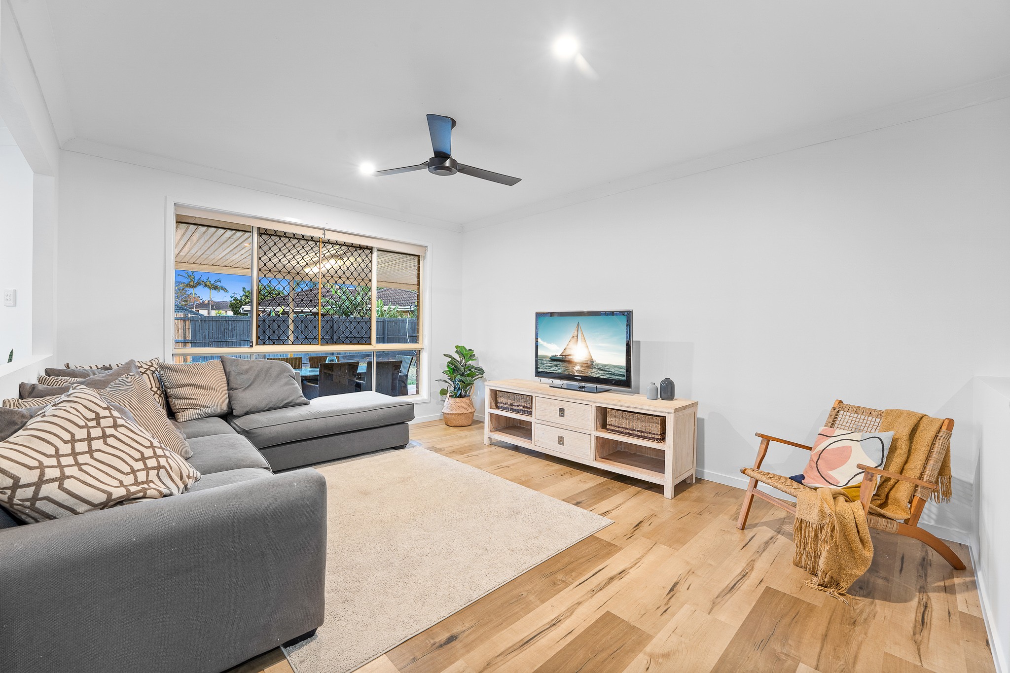11 Barnard Crescent, Murrumba Downs, QLD 4503