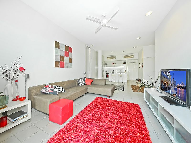 38 Skyring Terrace, TENERIFFE QLD 4005