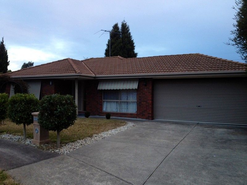 5 Nunn Close, Mill Park, VIC 3082