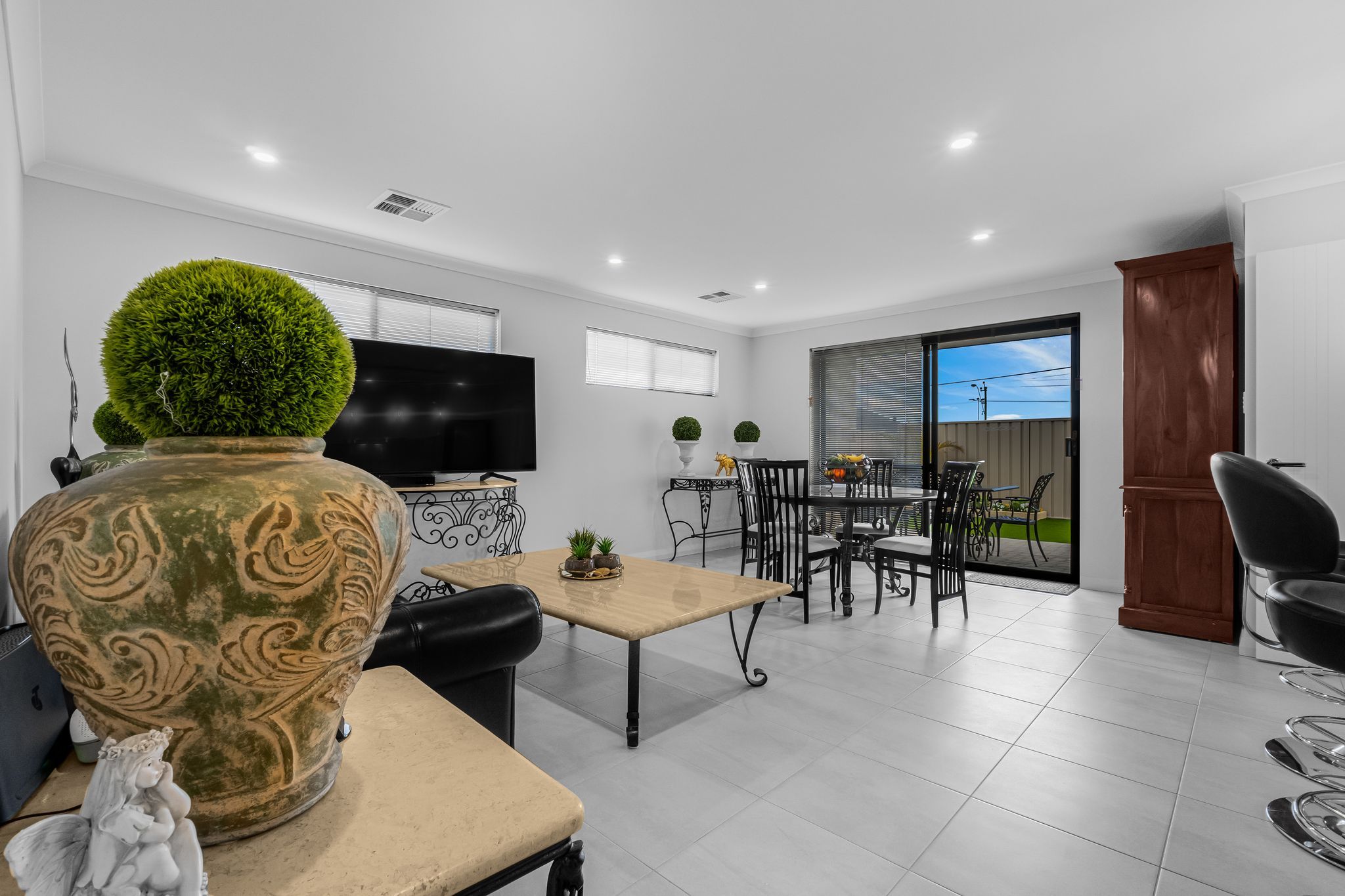 162B Grand Promenade — photo 10 of 30