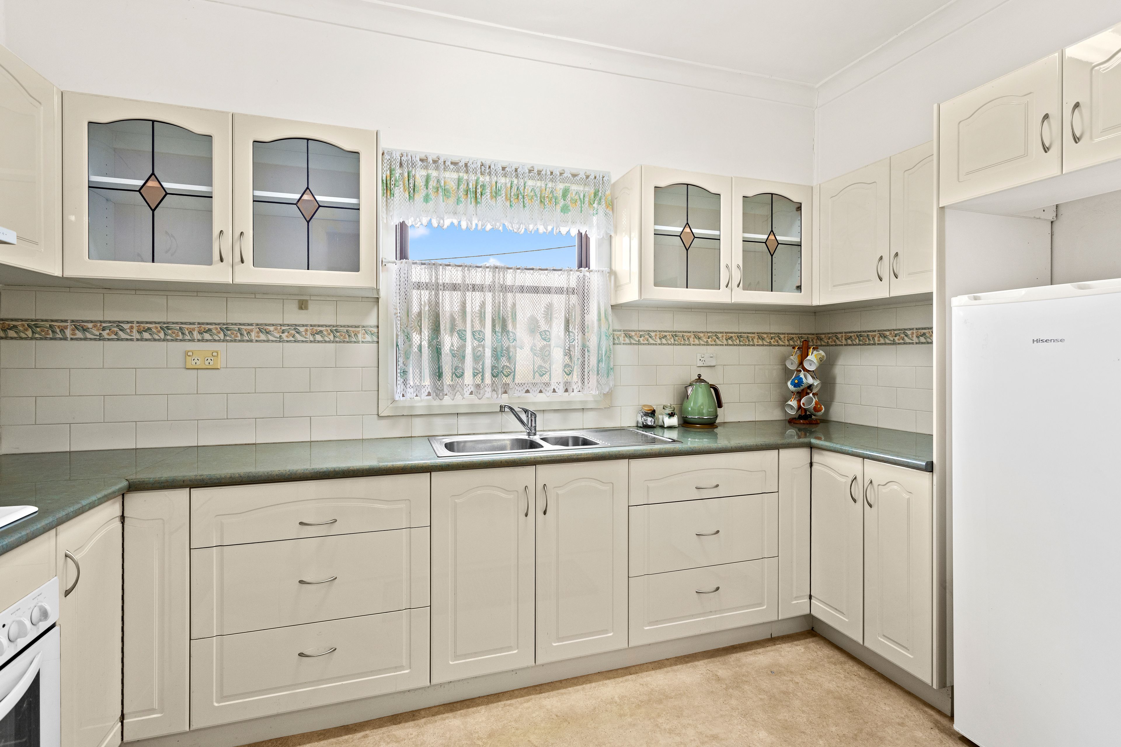 5 William Avenue, Warilla, NSW 2528