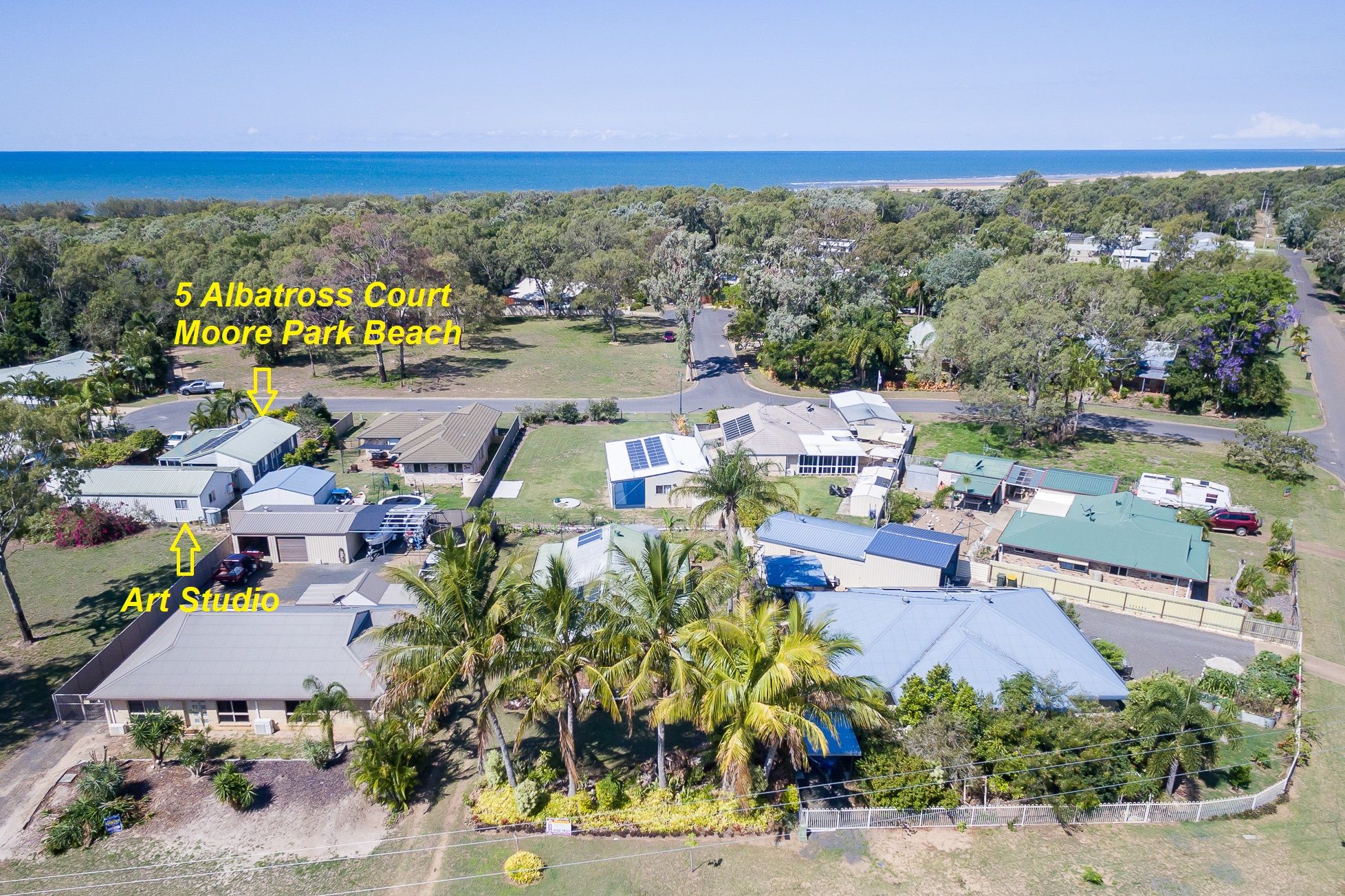 5 Albatross Court, Moore Park Beach, QLD 4670