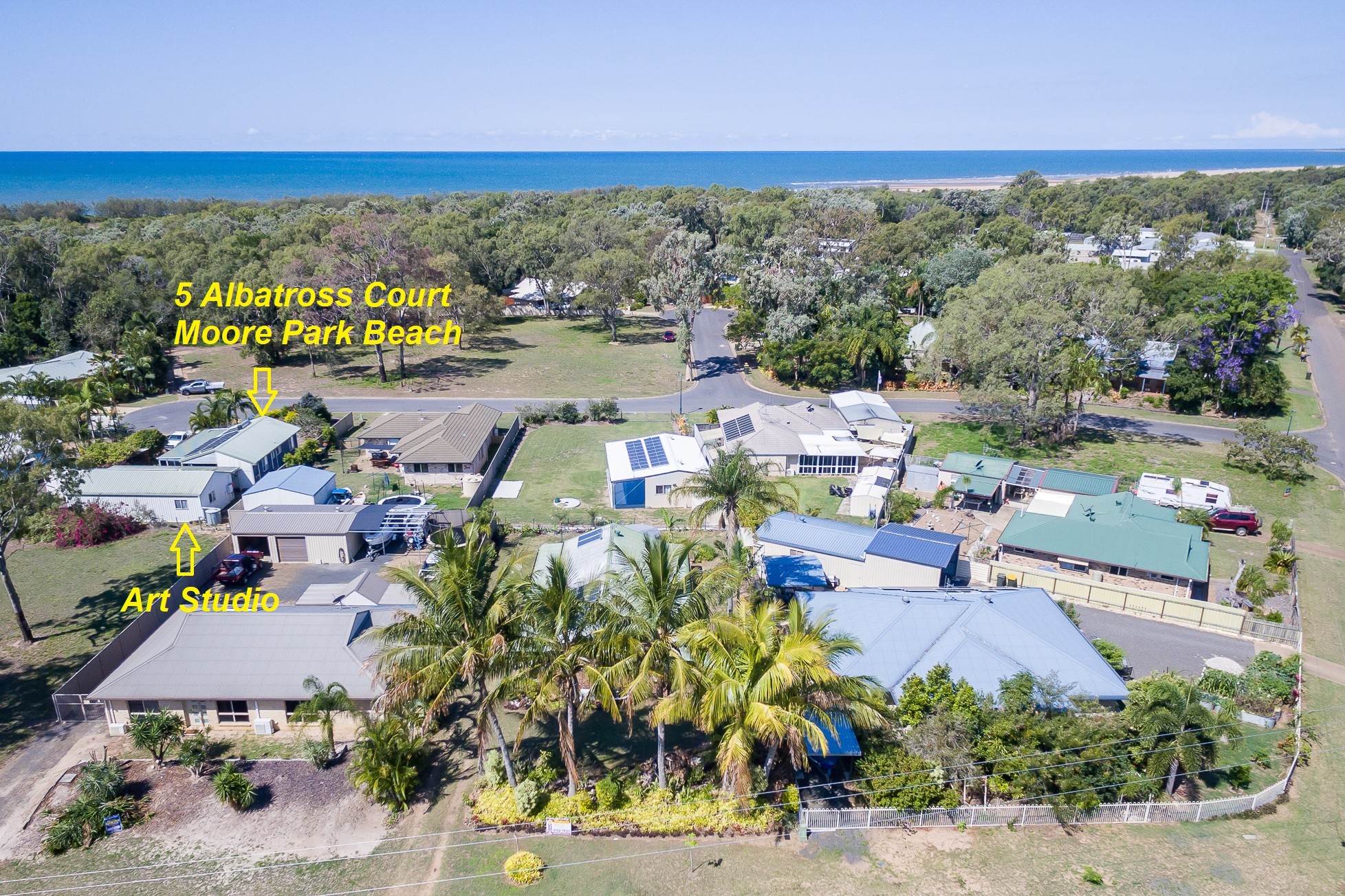5 Albatross Court, Moore Park Beach, QLD 4670