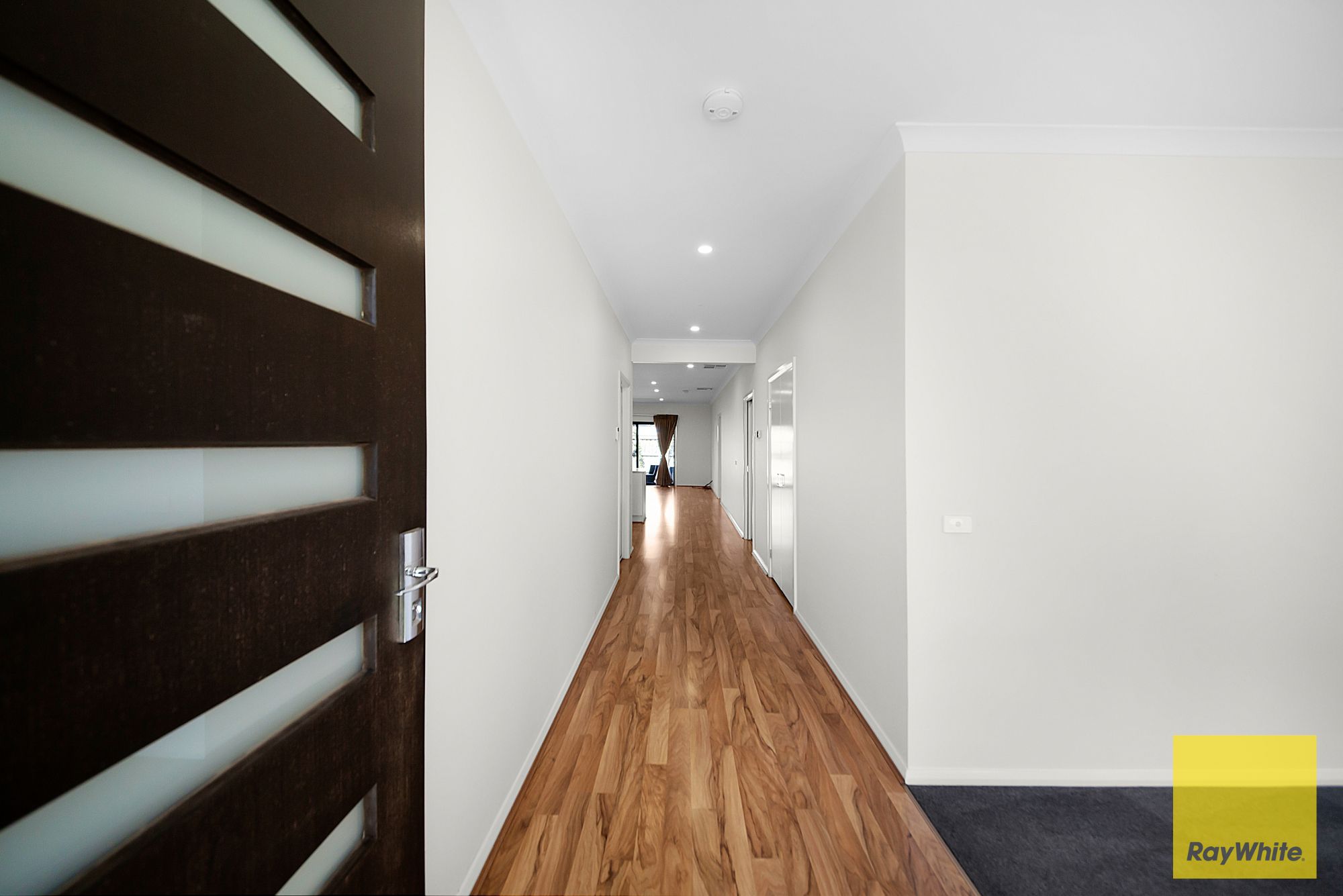 6 Kittyhawk Road — photo 9 of 19