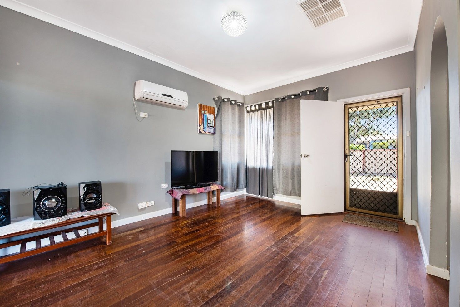 7 Felicia Street, Rangeway, WA 6530