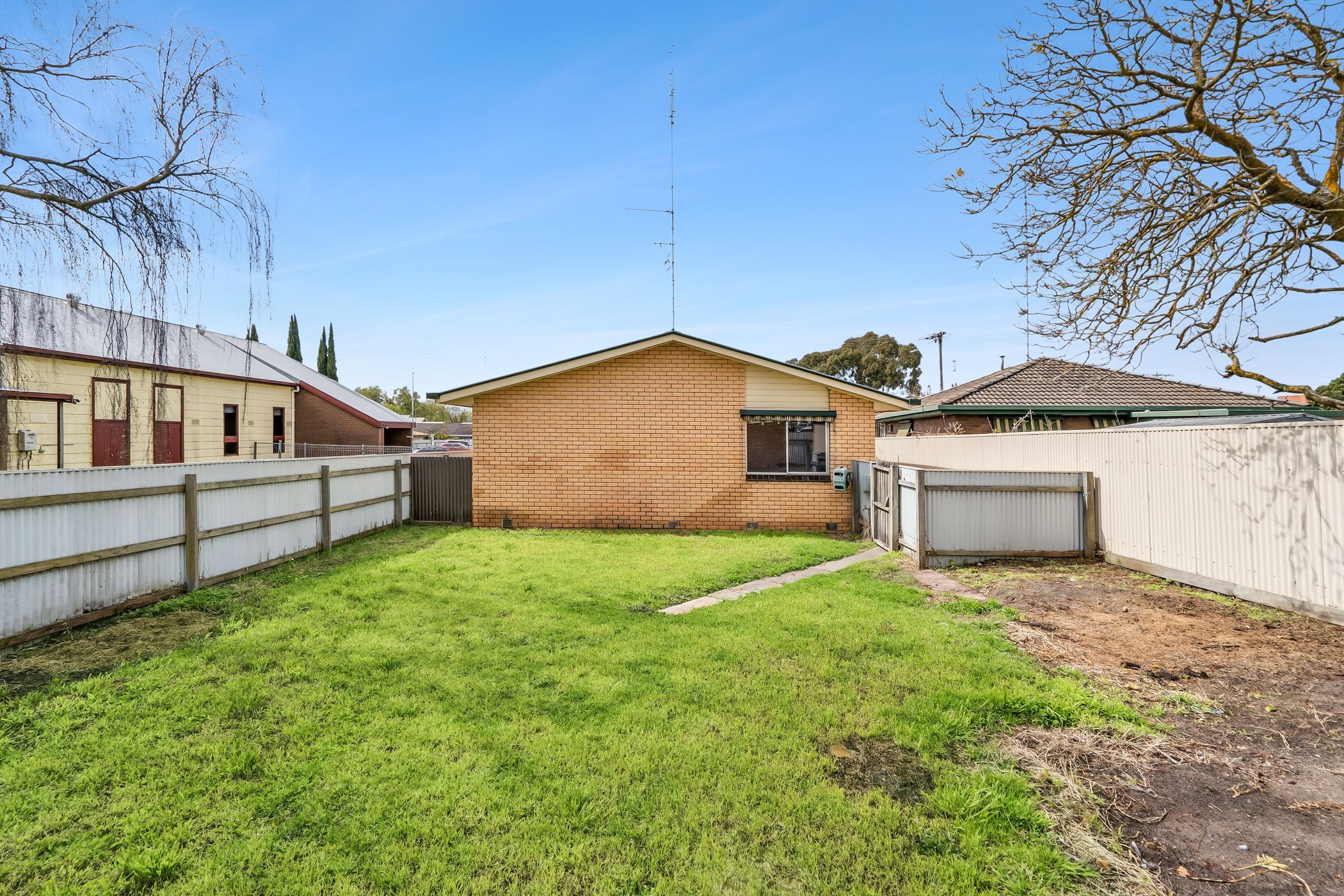 39 Corangamite Street — photo 15 of 16