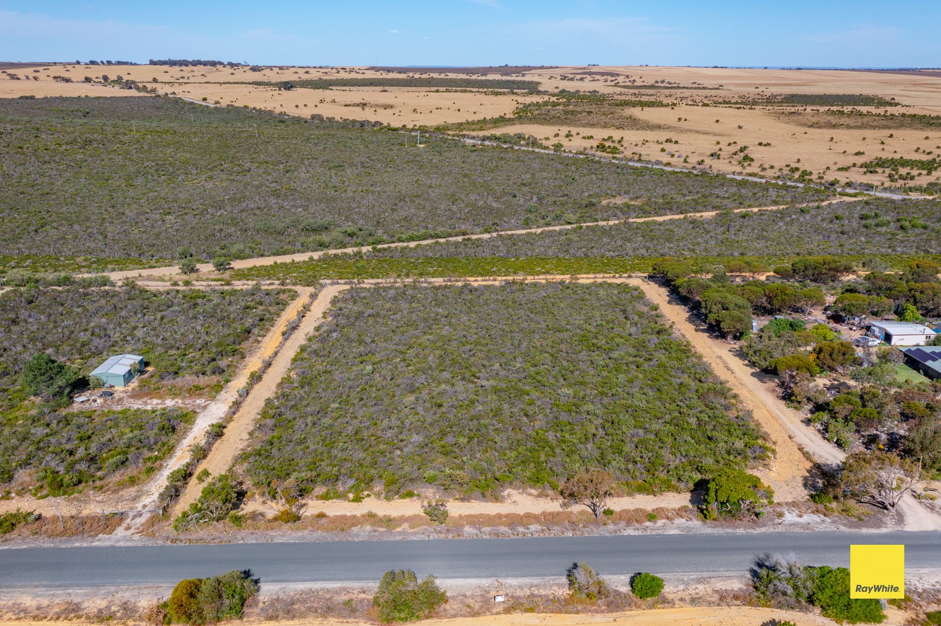 179 SANDSTONE Place, Karakin, WA 6044