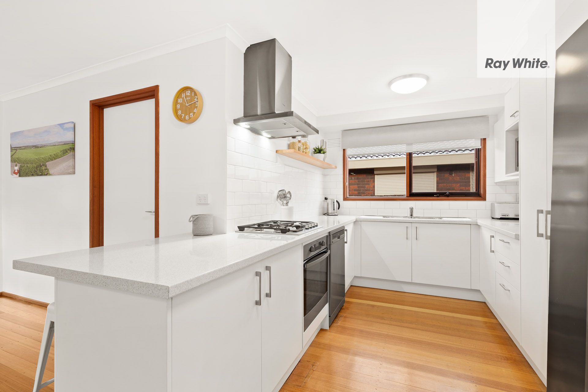 13 Lewis Close, Mill Park, VIC 3082