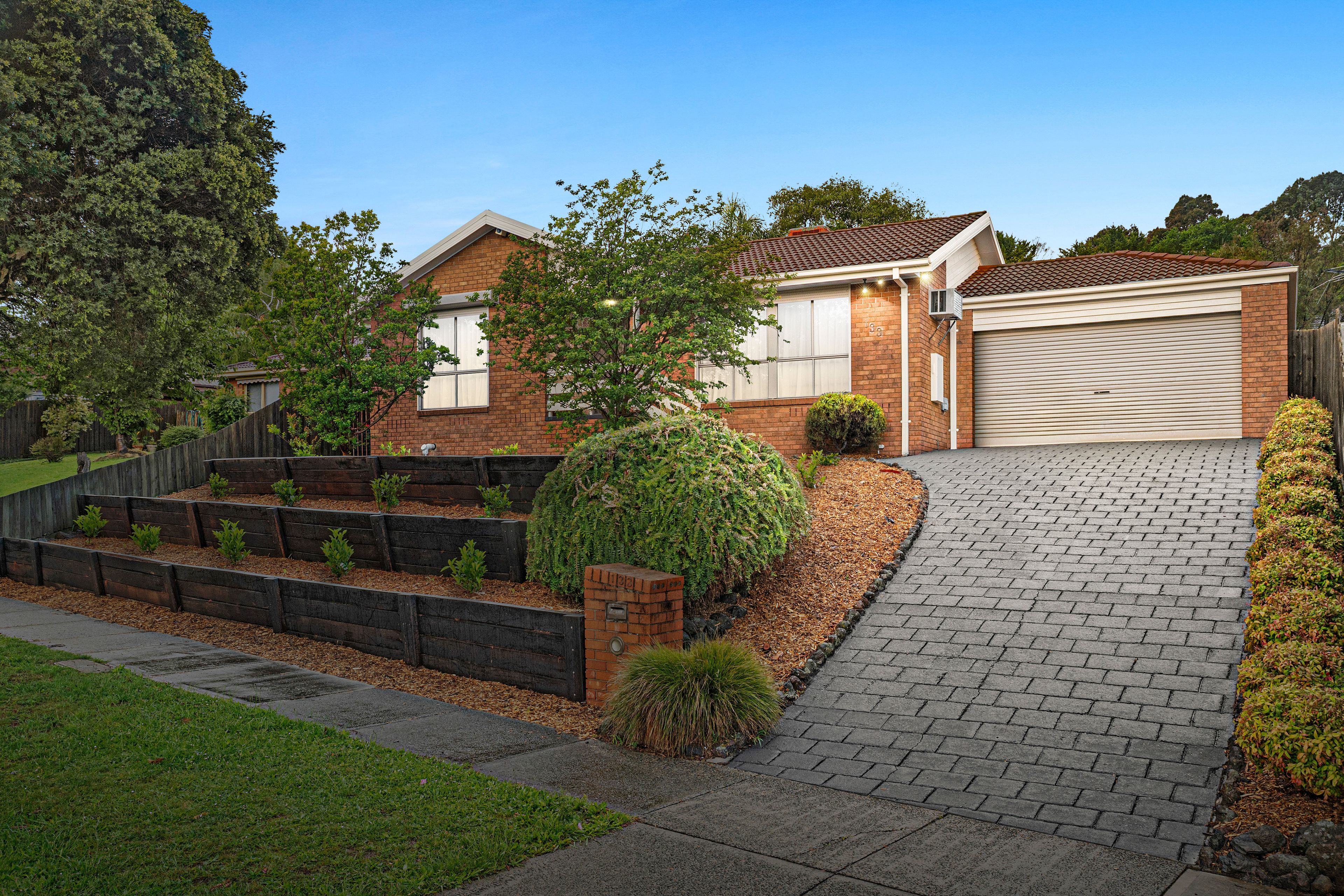 133 Landscape Drive , Mooroolbark VIC 3138