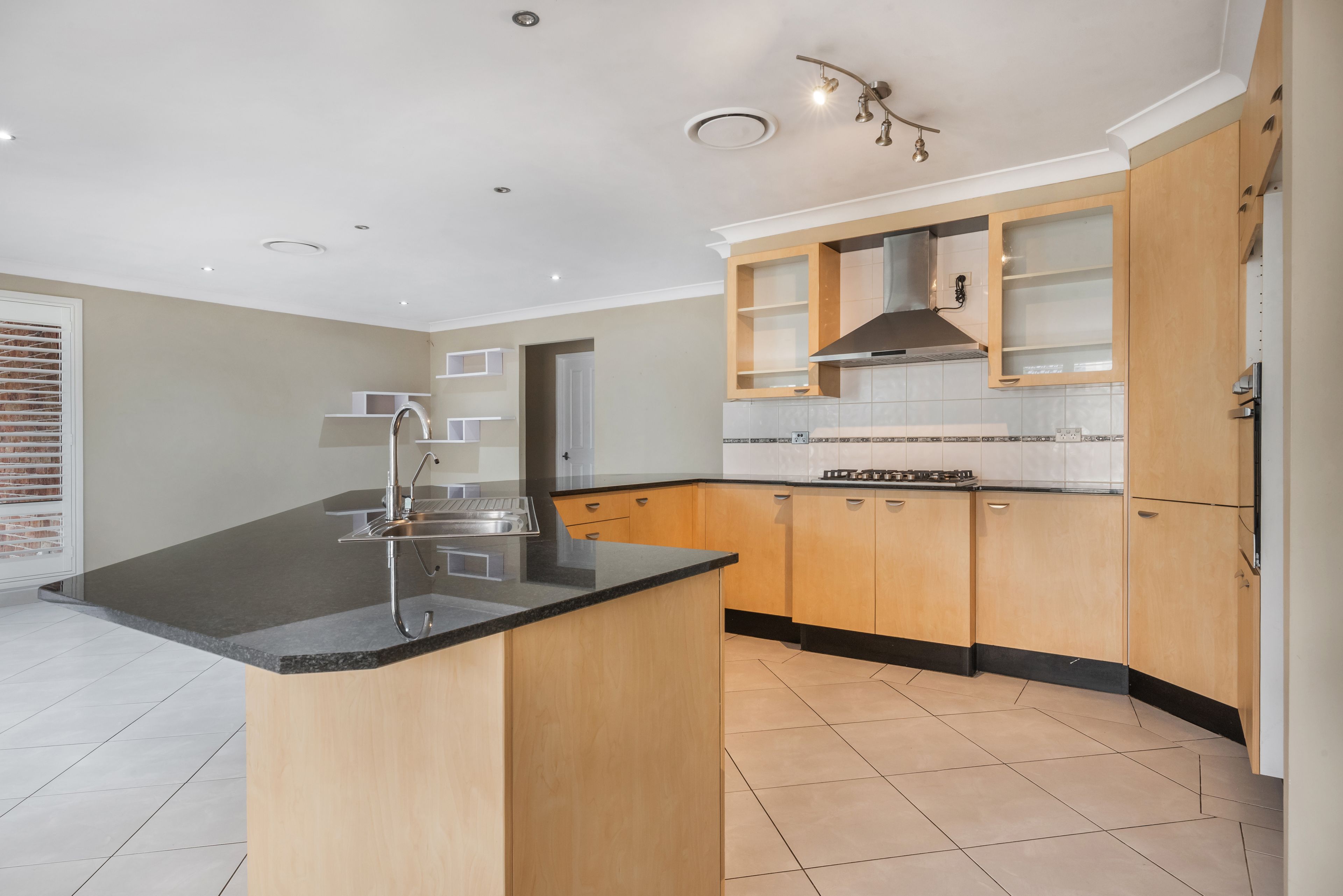 6 Molise Street, Prestons, NSW 2170