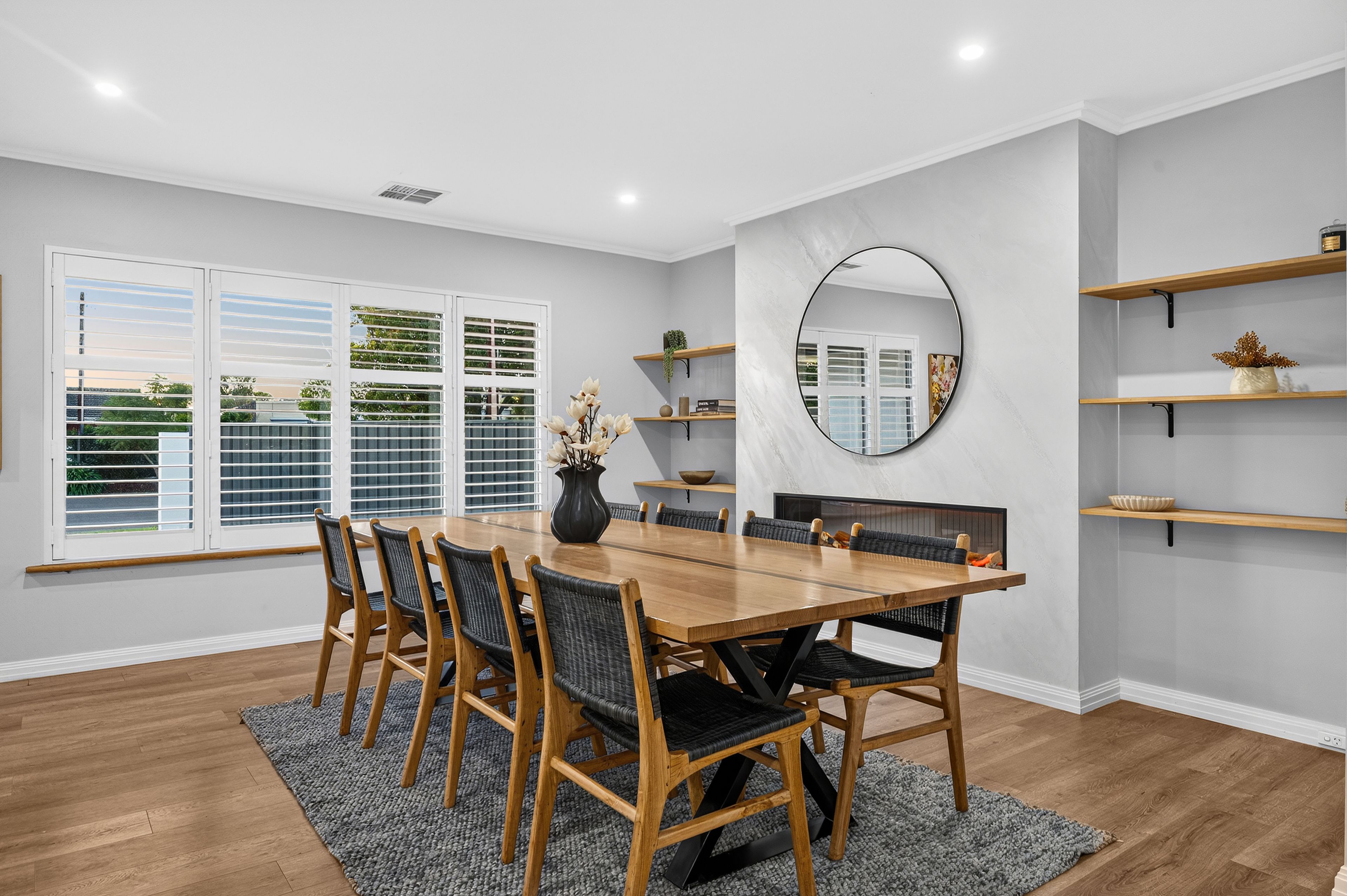 4 Treana Crescent — photo 4 of 20